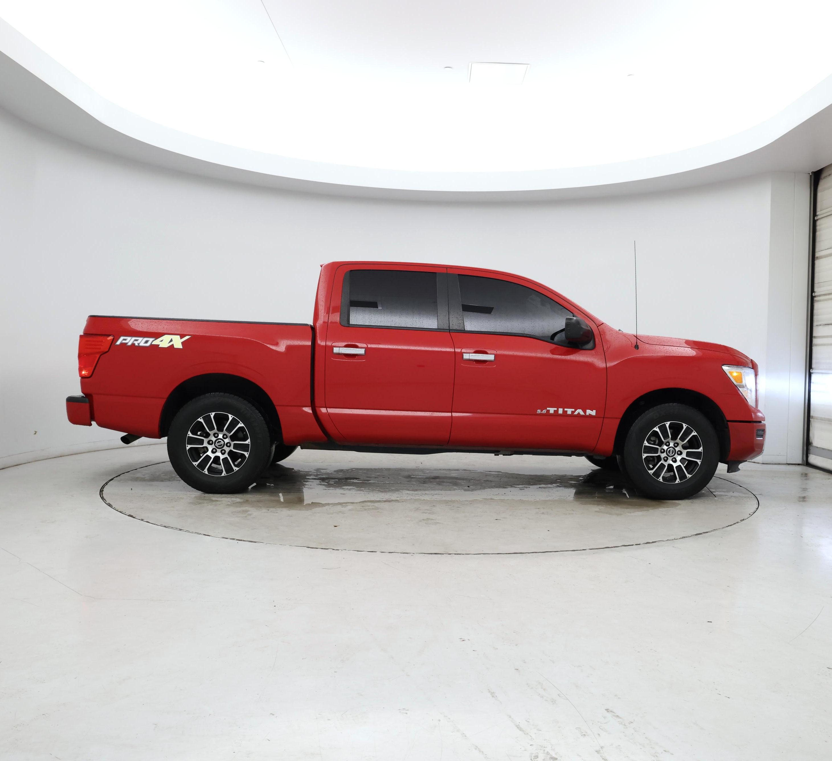 Thumbnail: 2021 Nissan Titan - 7