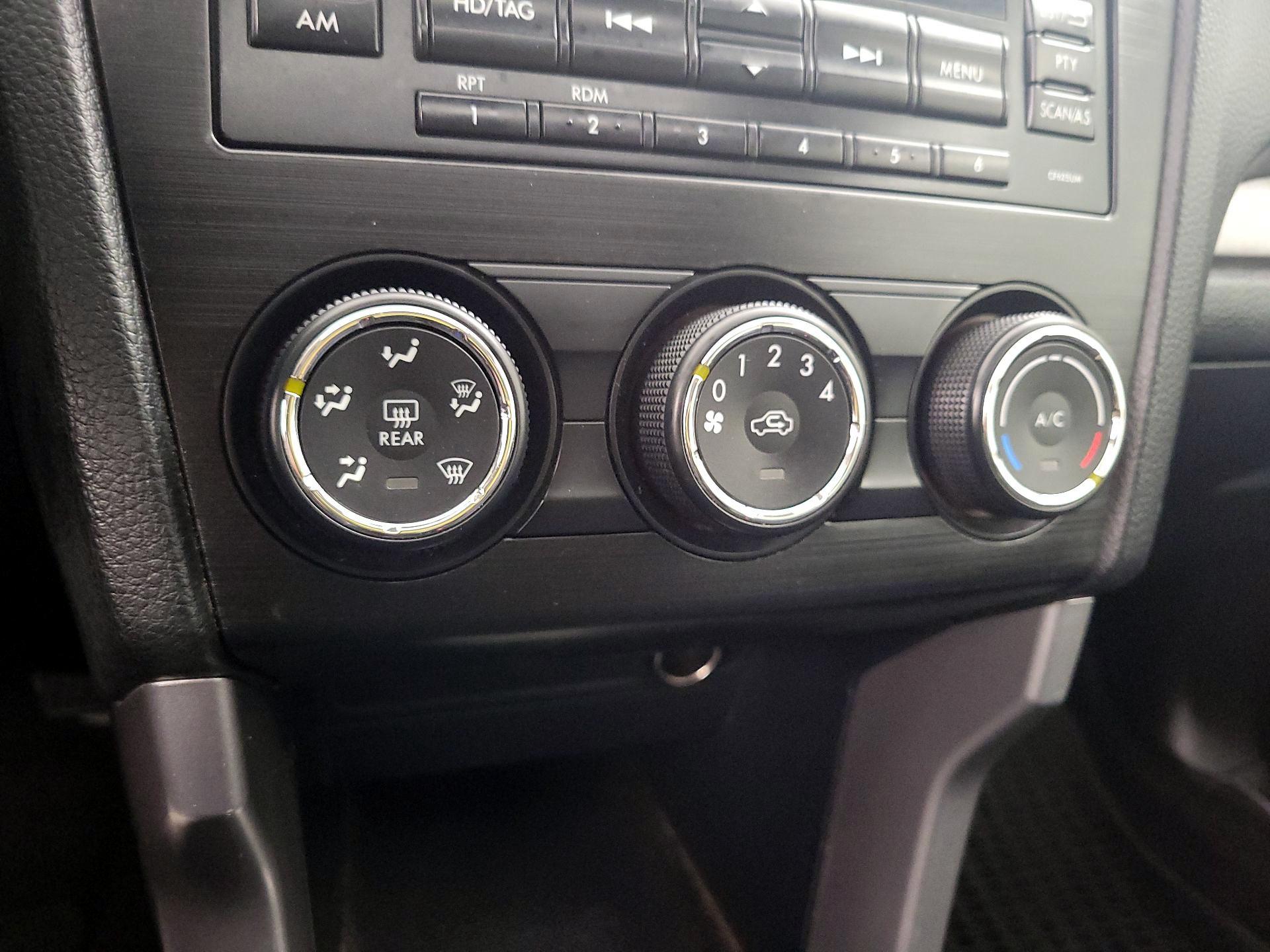 Thumbnail: 2015 Subaru Forester - 16