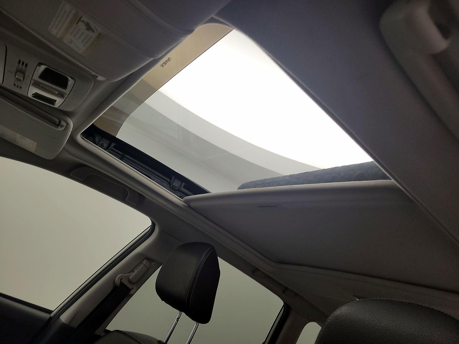 Thumbnail: 2015 Subaru Forester - 19