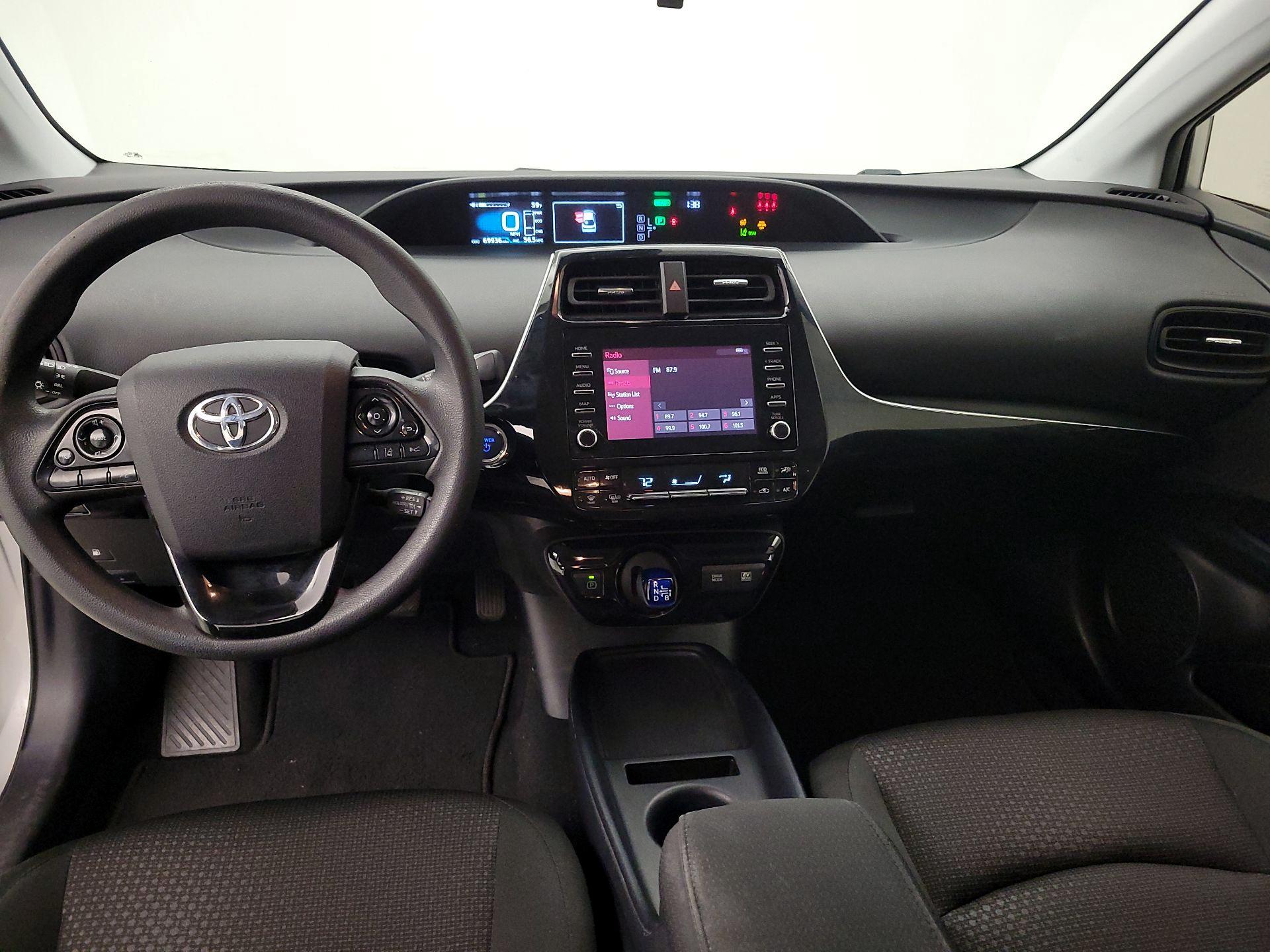 Thumbnail: 2020 Toyota Prius - 9