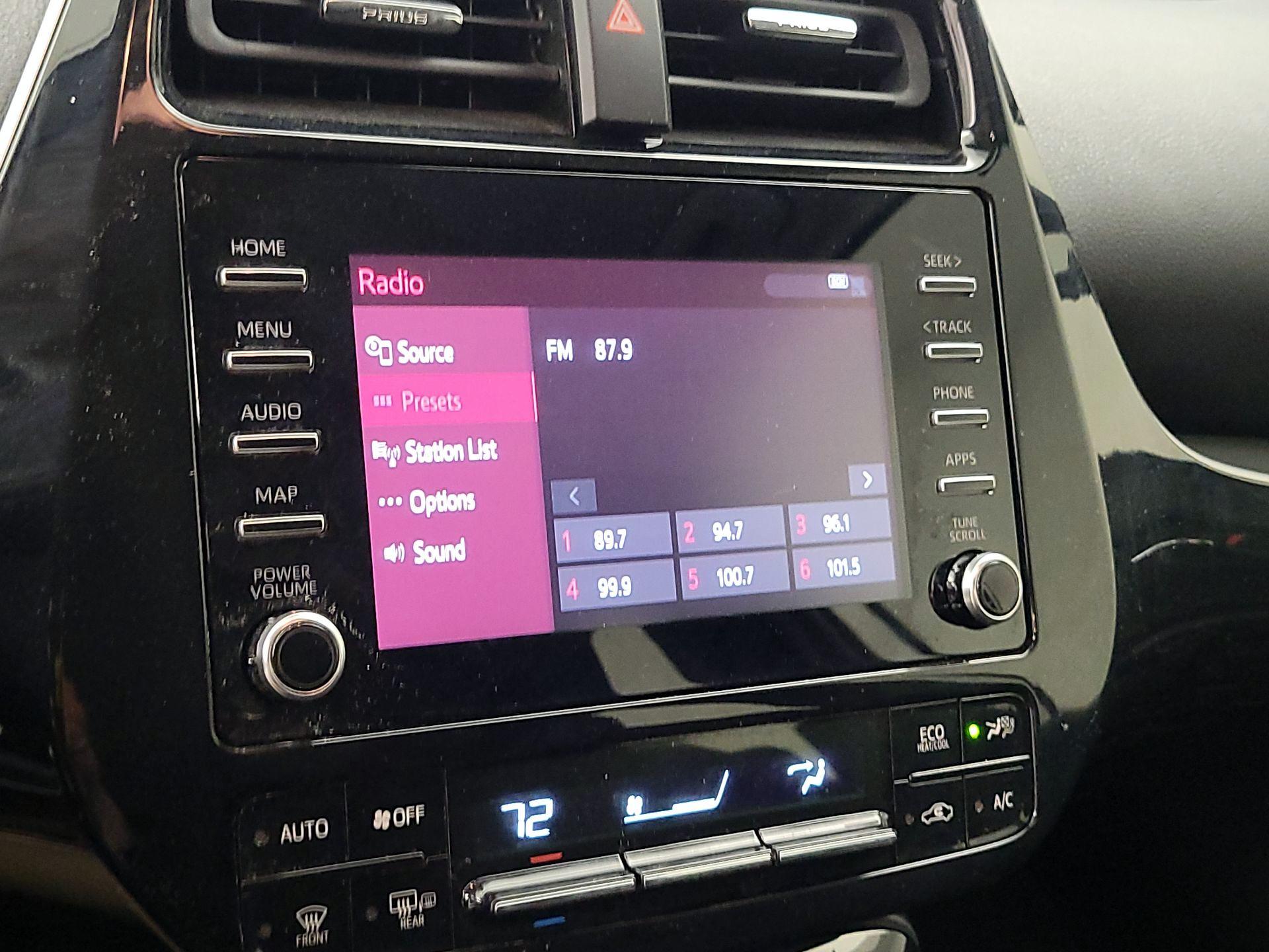 Thumbnail: 2020 Toyota Prius - 15