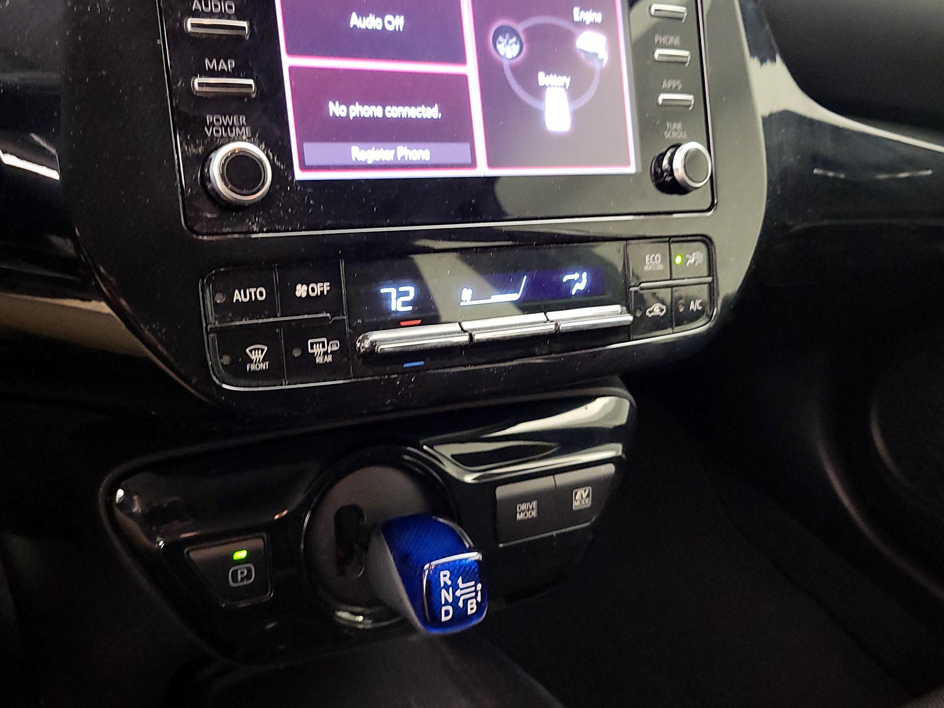 Thumbnail: 2020 Toyota Prius - 16