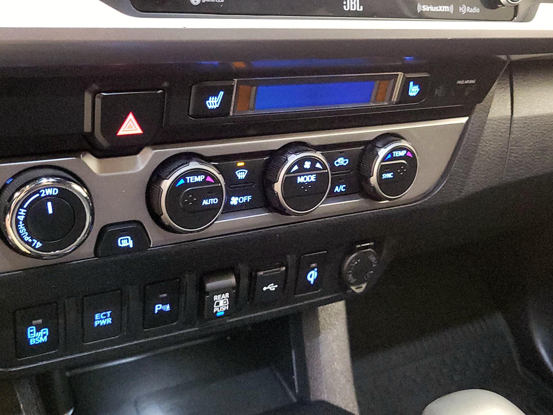 Thumbnail: 2023 Toyota Tacoma - 16