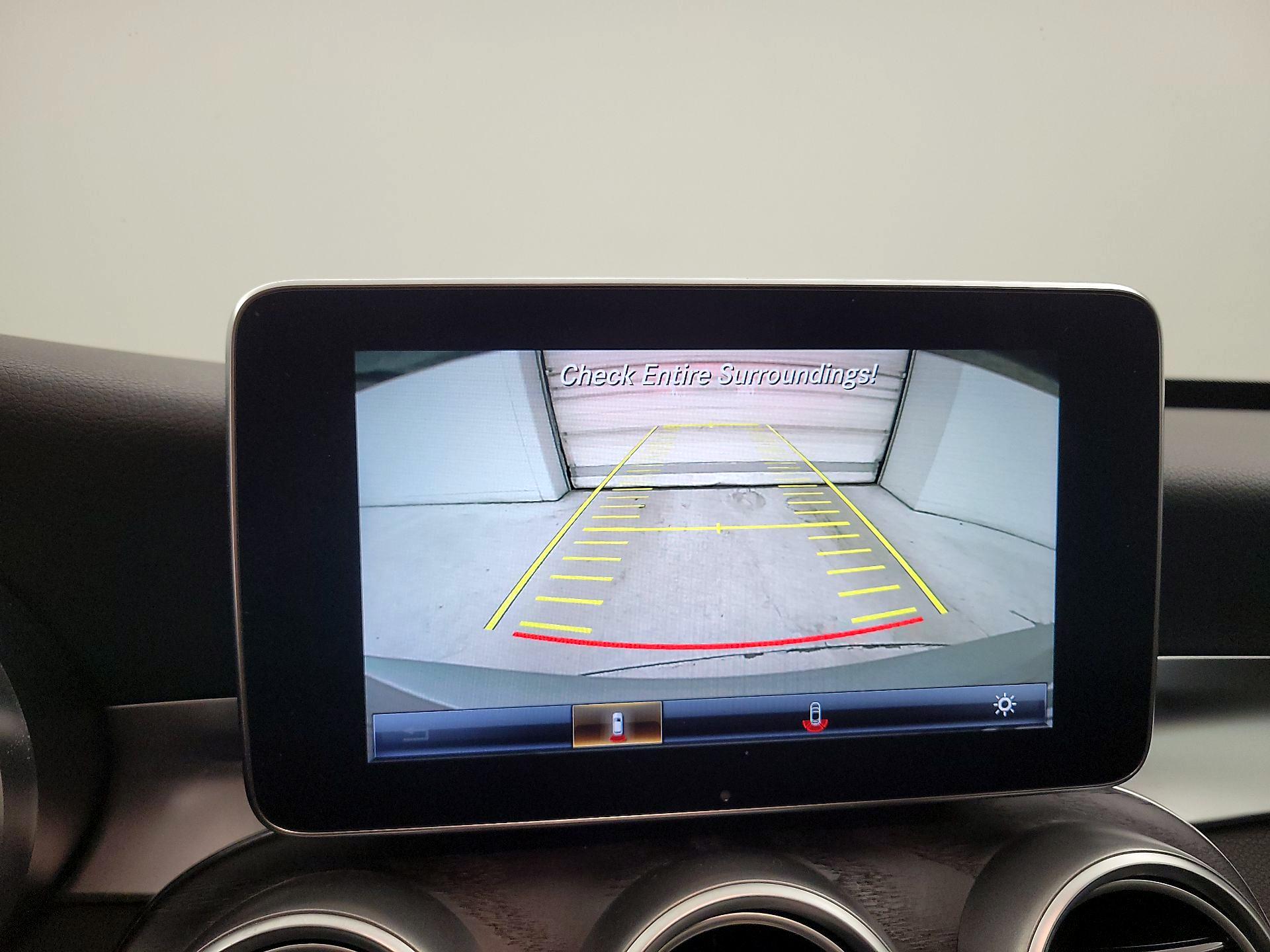 Thumbnail: 2016 Mercedes-Benz C-Class - 14