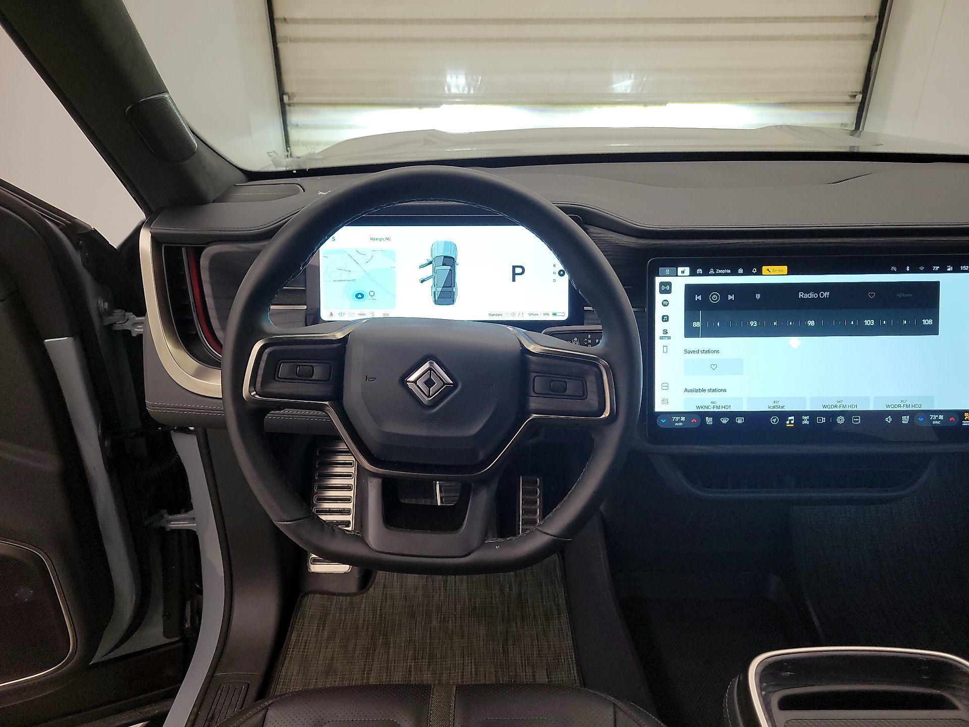 Thumbnail: 2024 Rivian R1S - 10