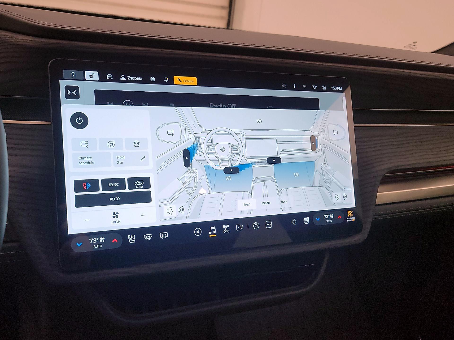 Thumbnail: 2024 Rivian R1S - 15