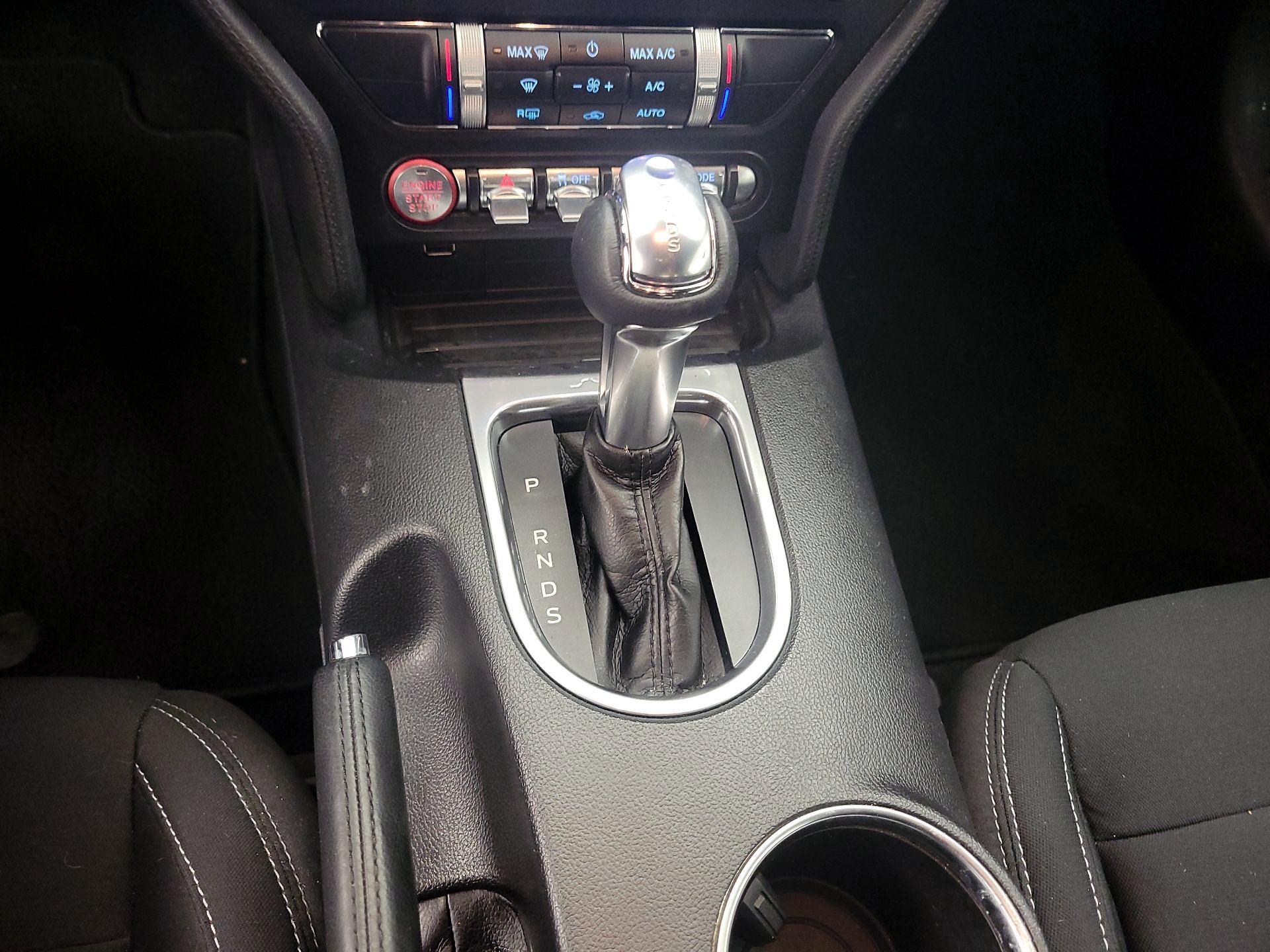 Thumbnail: 2022 Ford Mustang - 17