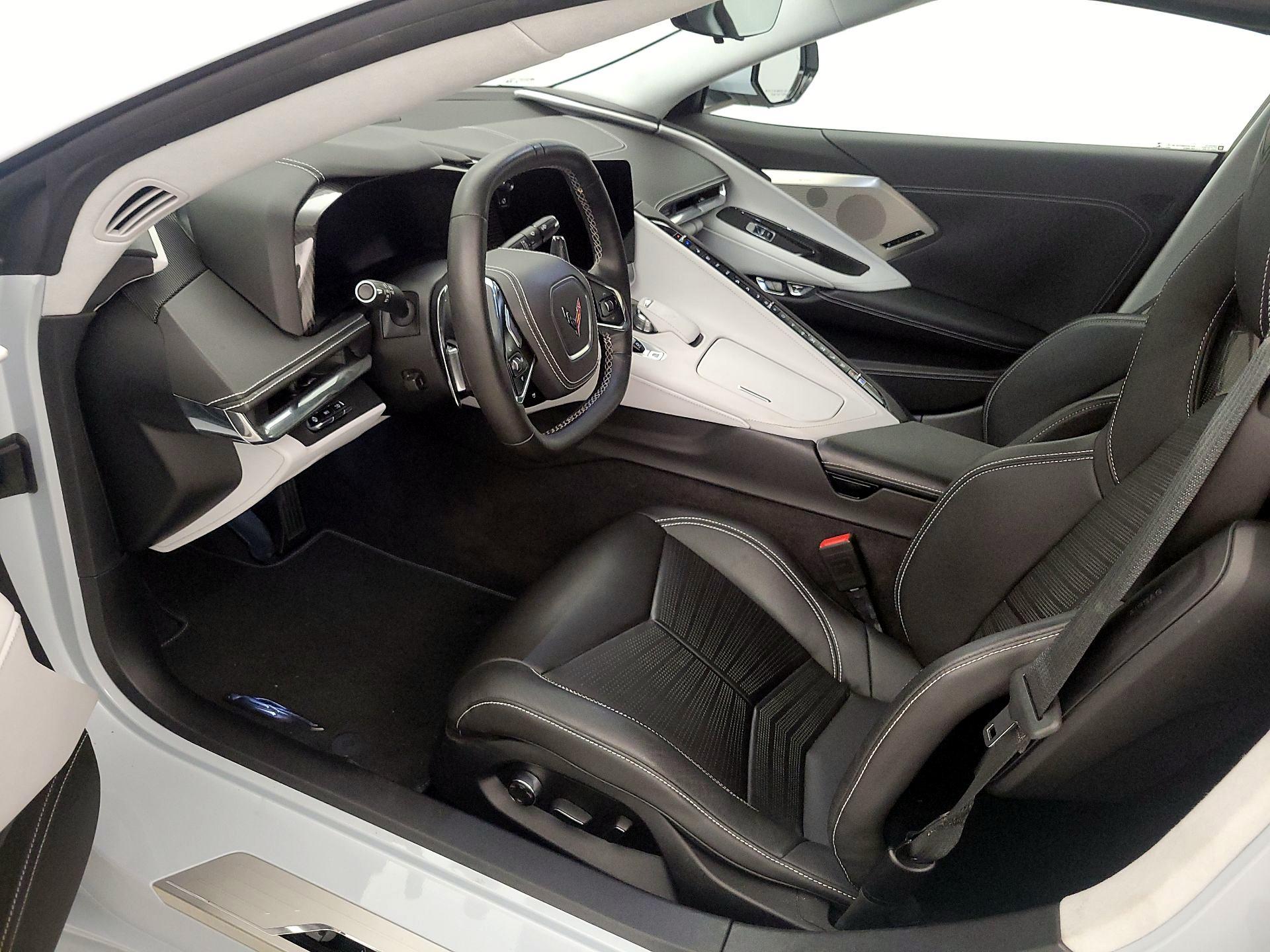 Thumbnail: 2020 Chevrolet Corvette - 11