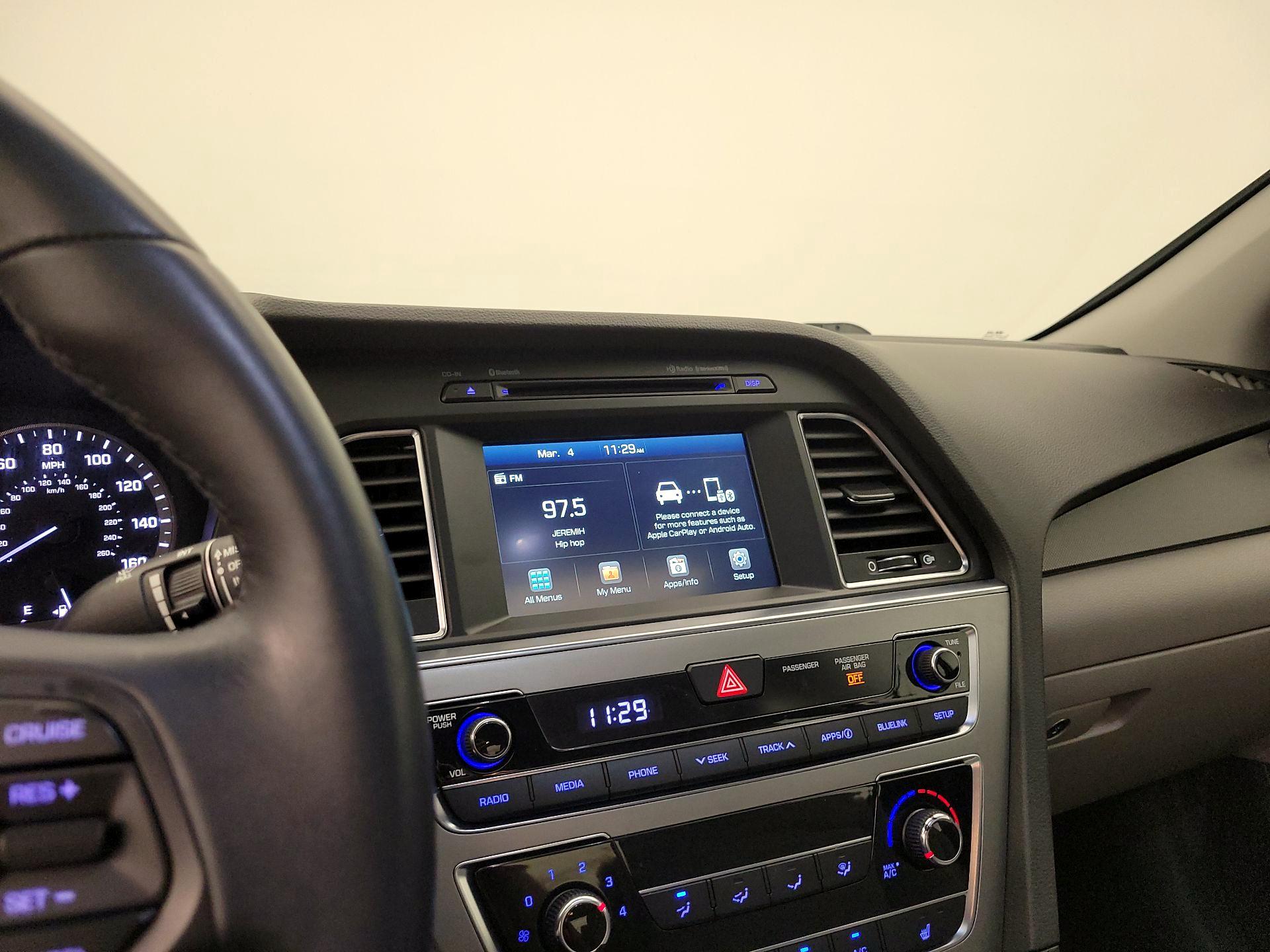 Thumbnail: 2017 Hyundai Sonata - 15