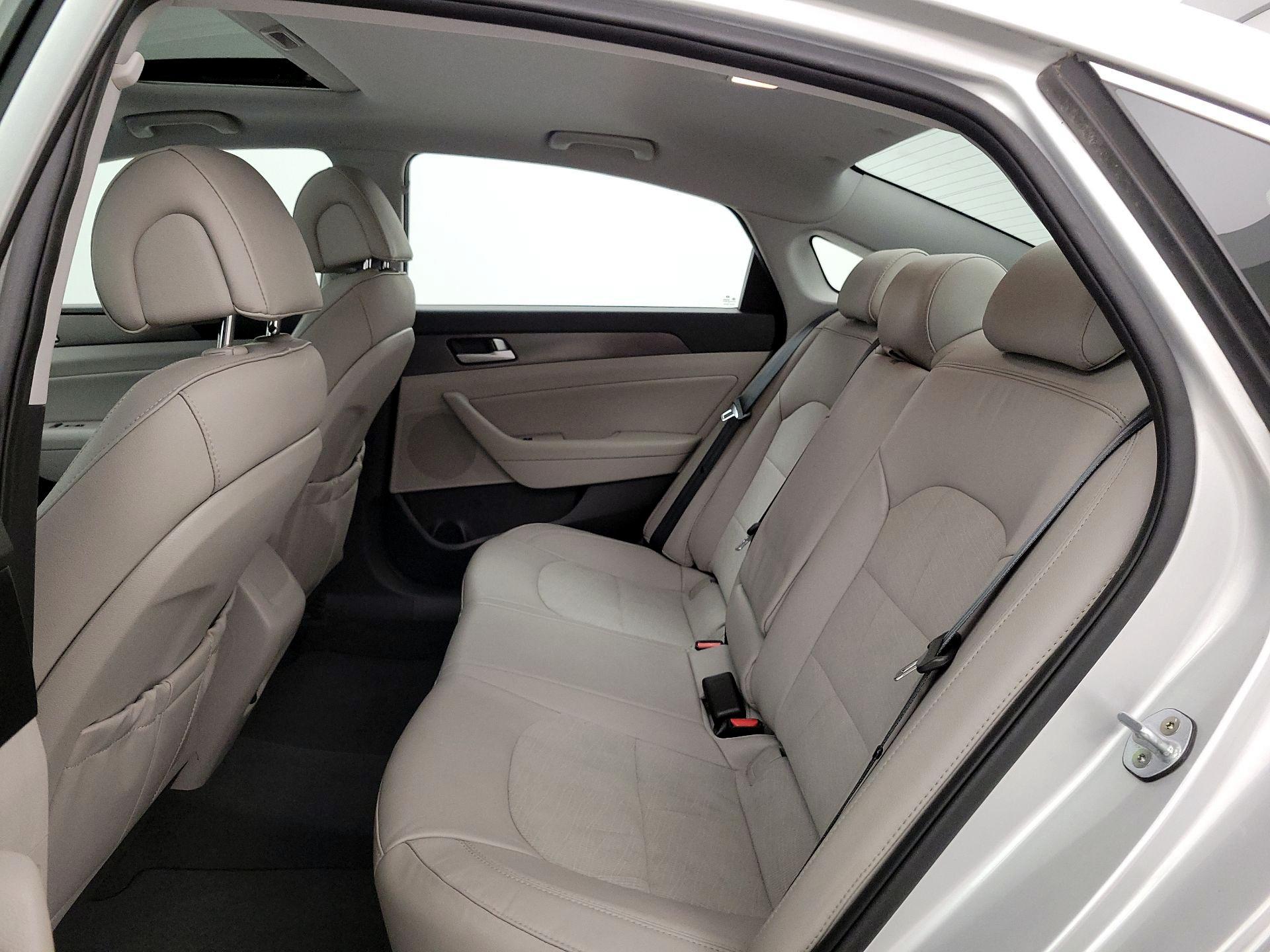 Thumbnail: 2017 Hyundai Sonata - 20