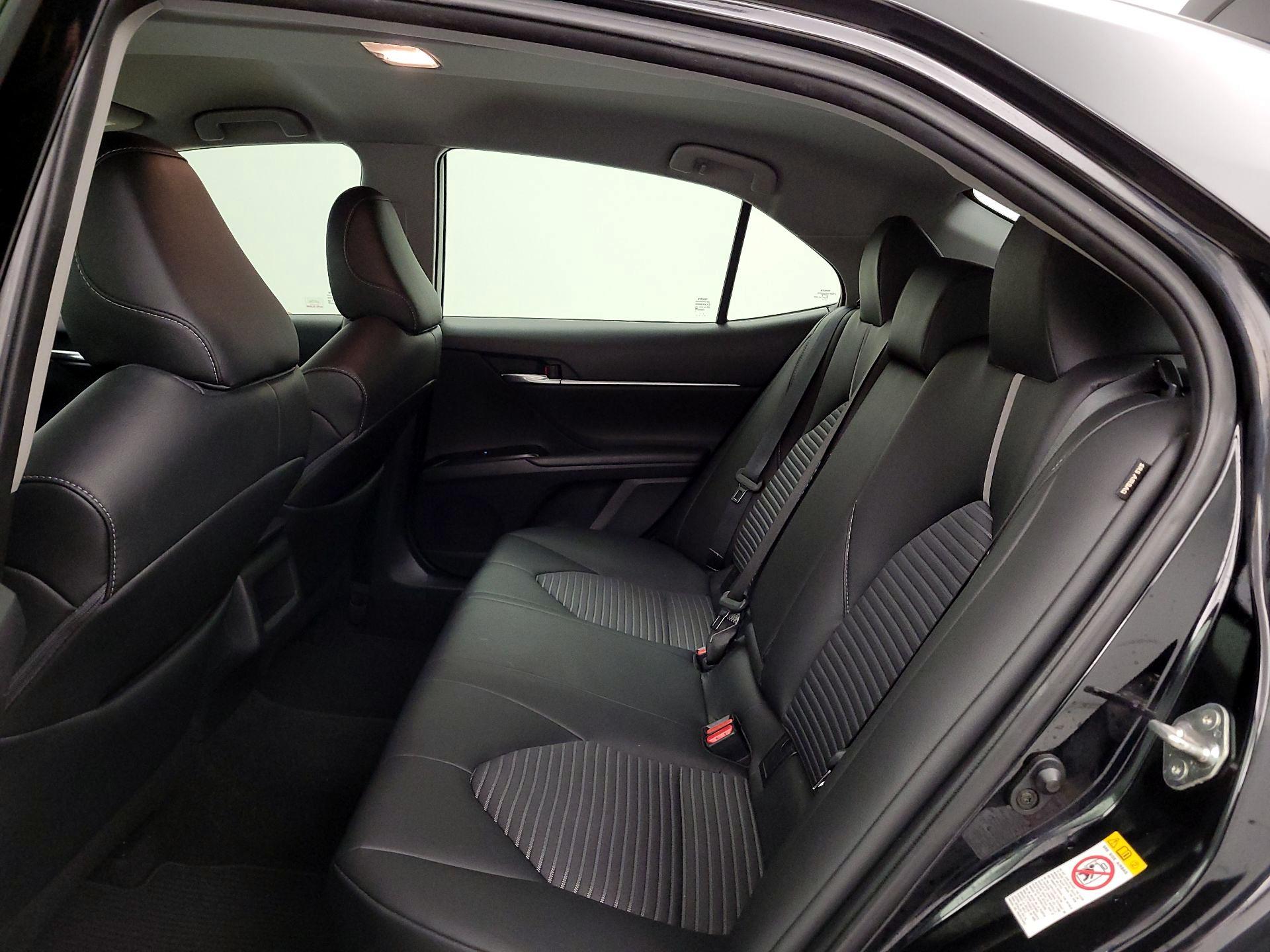 Thumbnail: 2018 Toyota Camry - 19