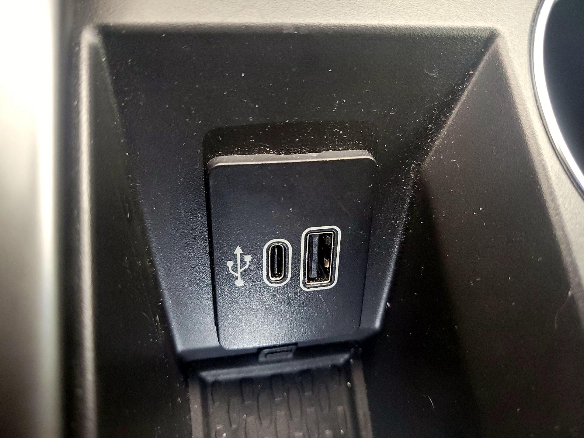 Thumbnail: 2024 Lincoln Nautilus - 18