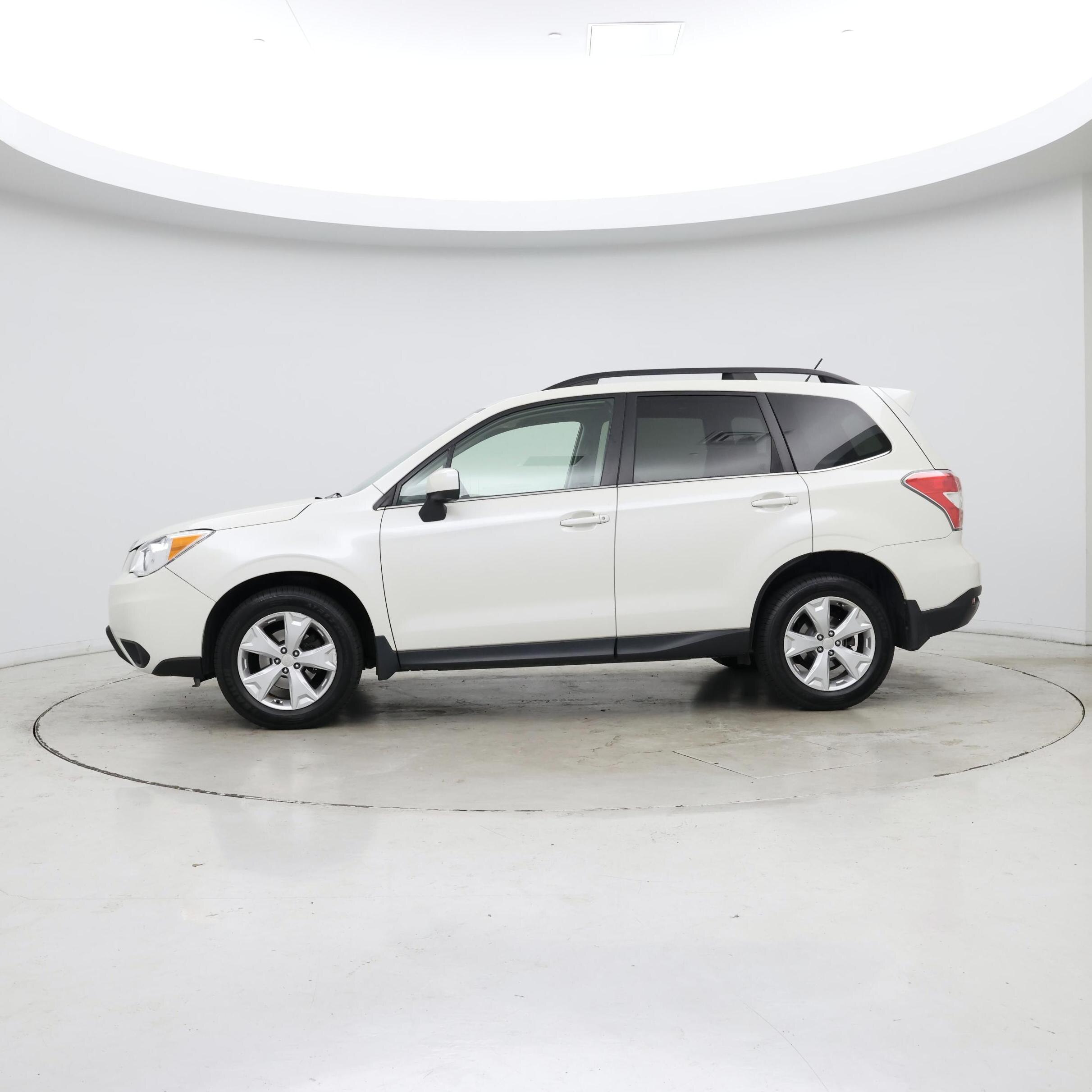 Thumbnail: 2015 Subaru Forester - 3