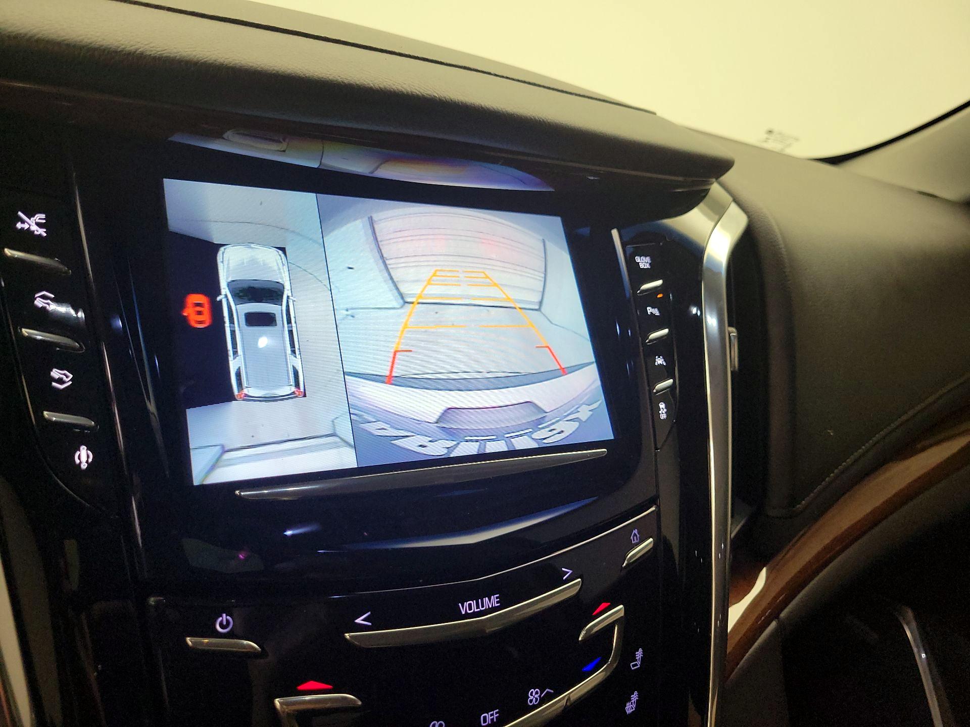 Thumbnail: 2016 Cadillac Escalade - 15