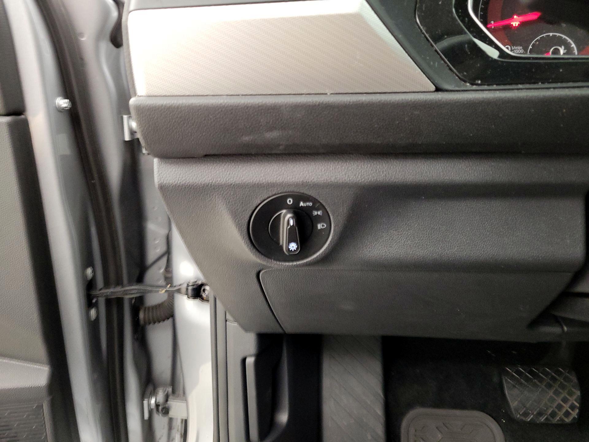 Thumbnail: 2020 Volkswagen Jetta - 13