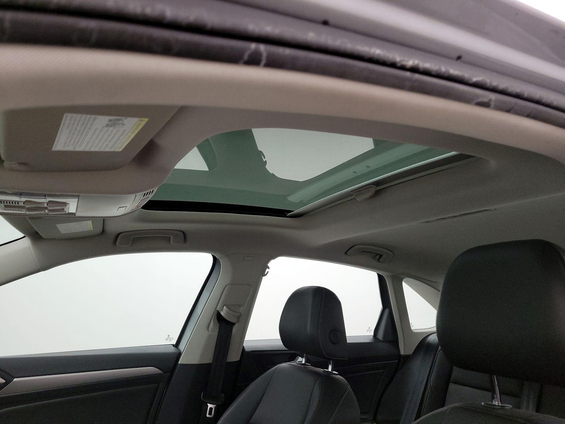 Thumbnail: 2020 Volkswagen Jetta - 19