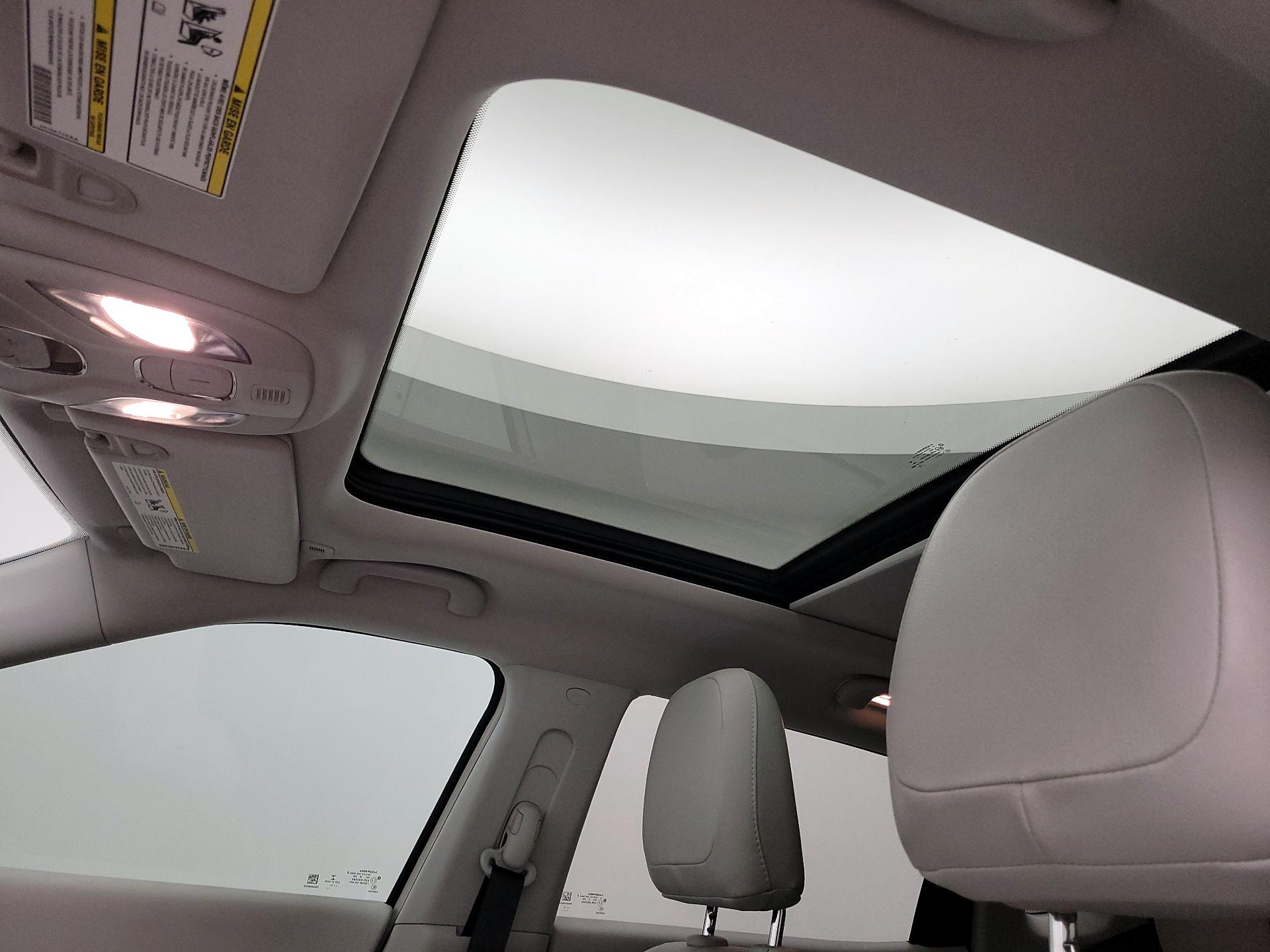 Thumbnail: 2018 Jeep Compass - 19