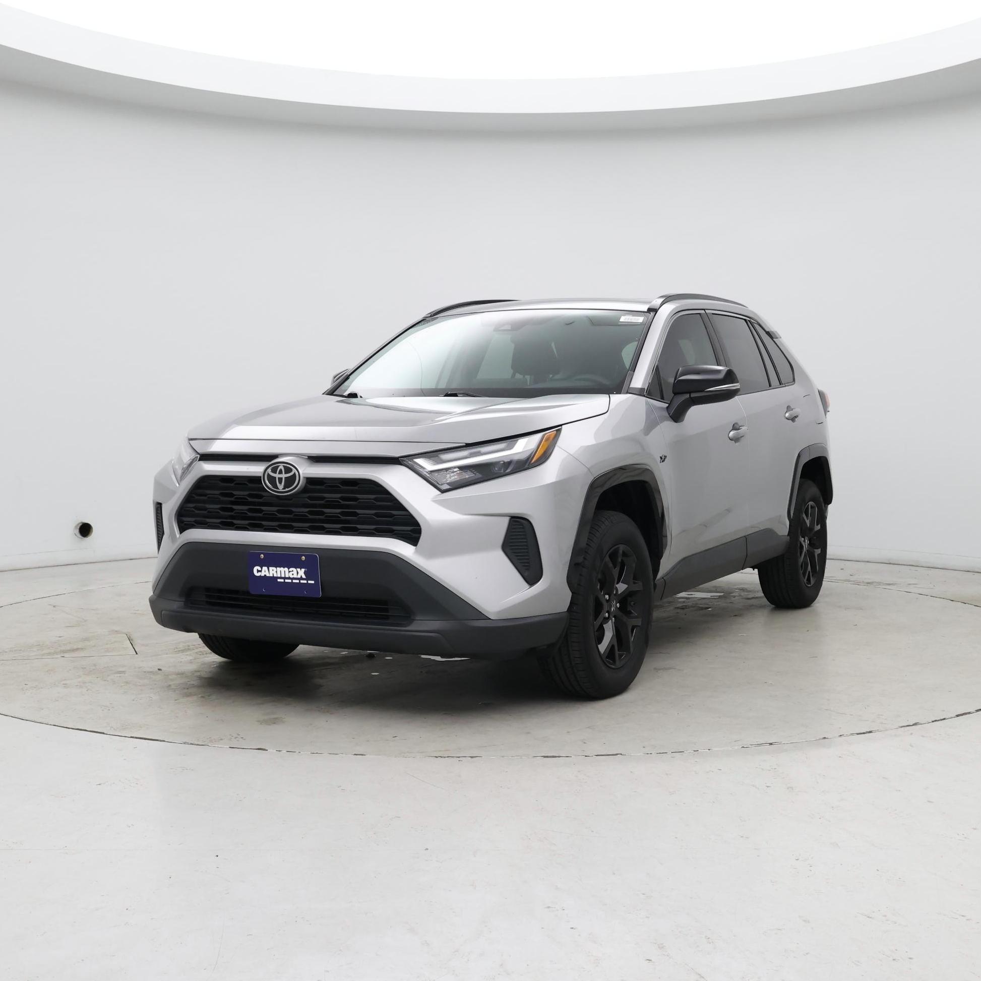 Thumbnail: 2022 Toyota RAV4 - 4