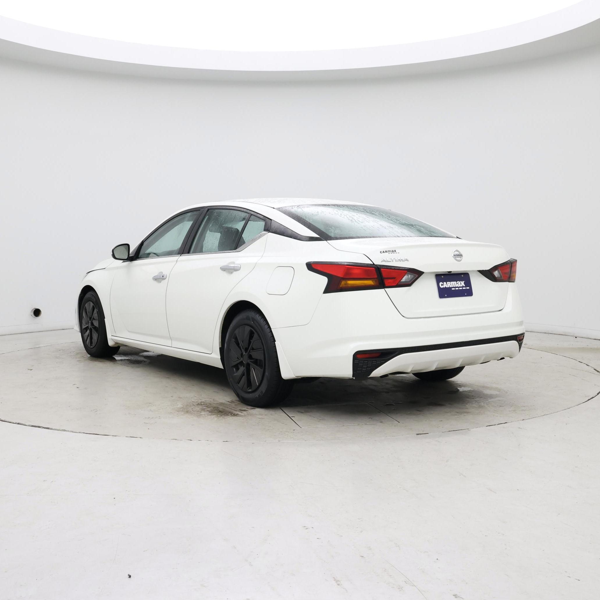 Thumbnail: 2022 Nissan Altima - 2