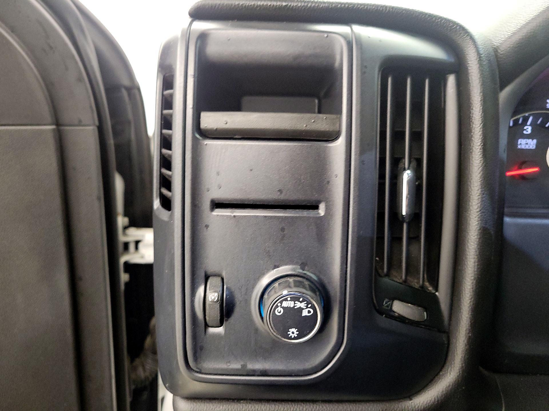 Thumbnail: 2018 GMC Sierra 1500 - 13