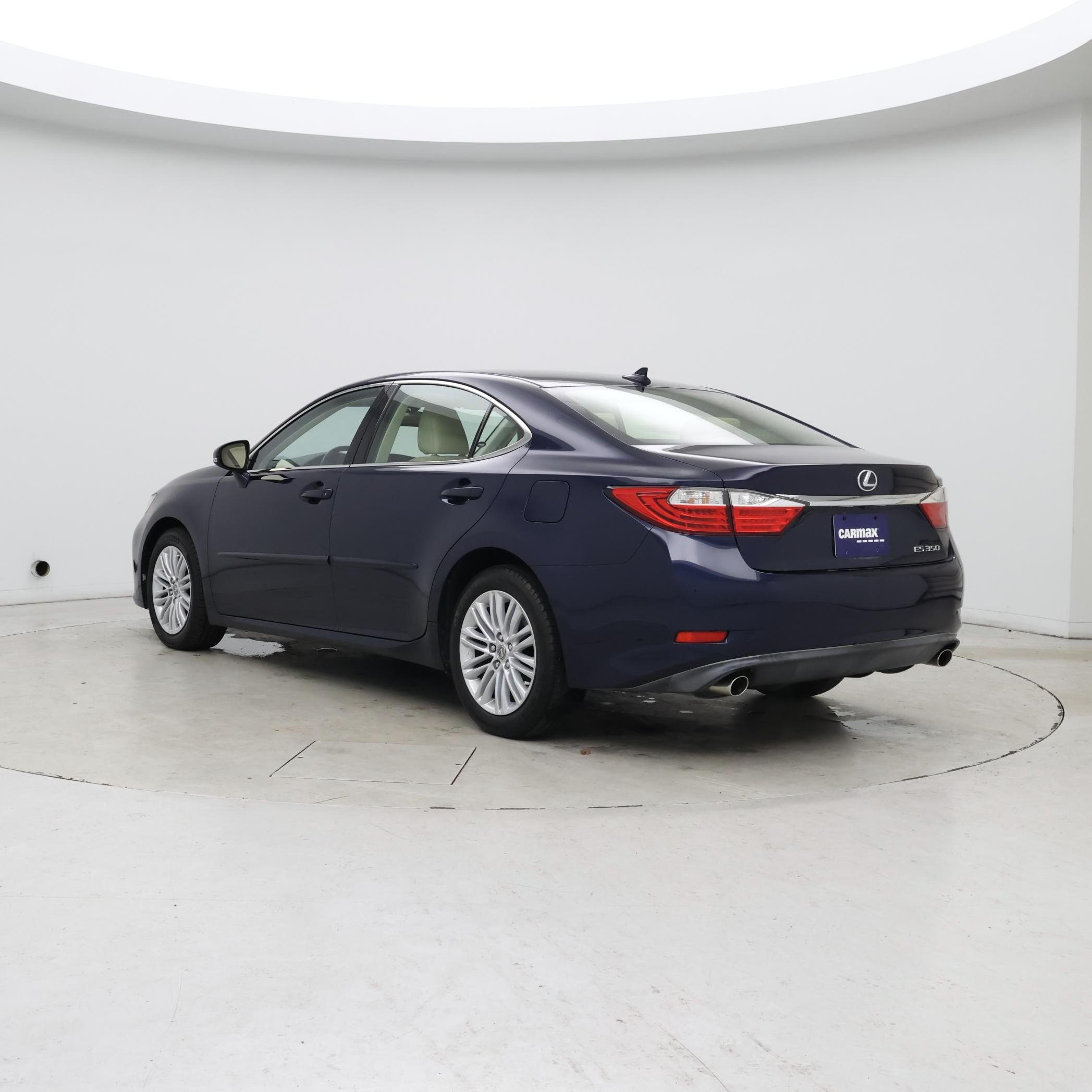 Thumbnail: 2014 Lexus ES - 2