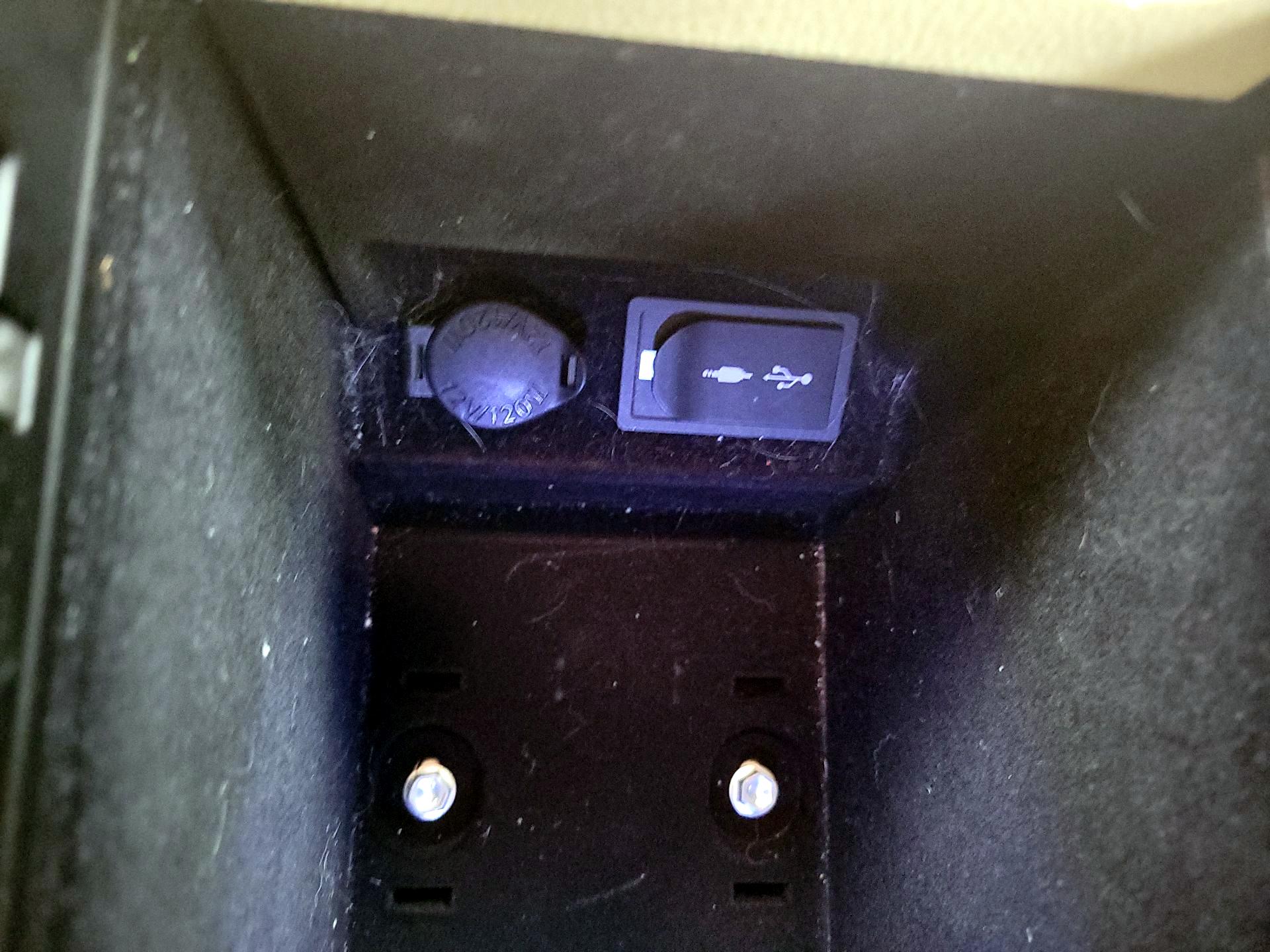 Thumbnail: 2015 Lexus ES - 19