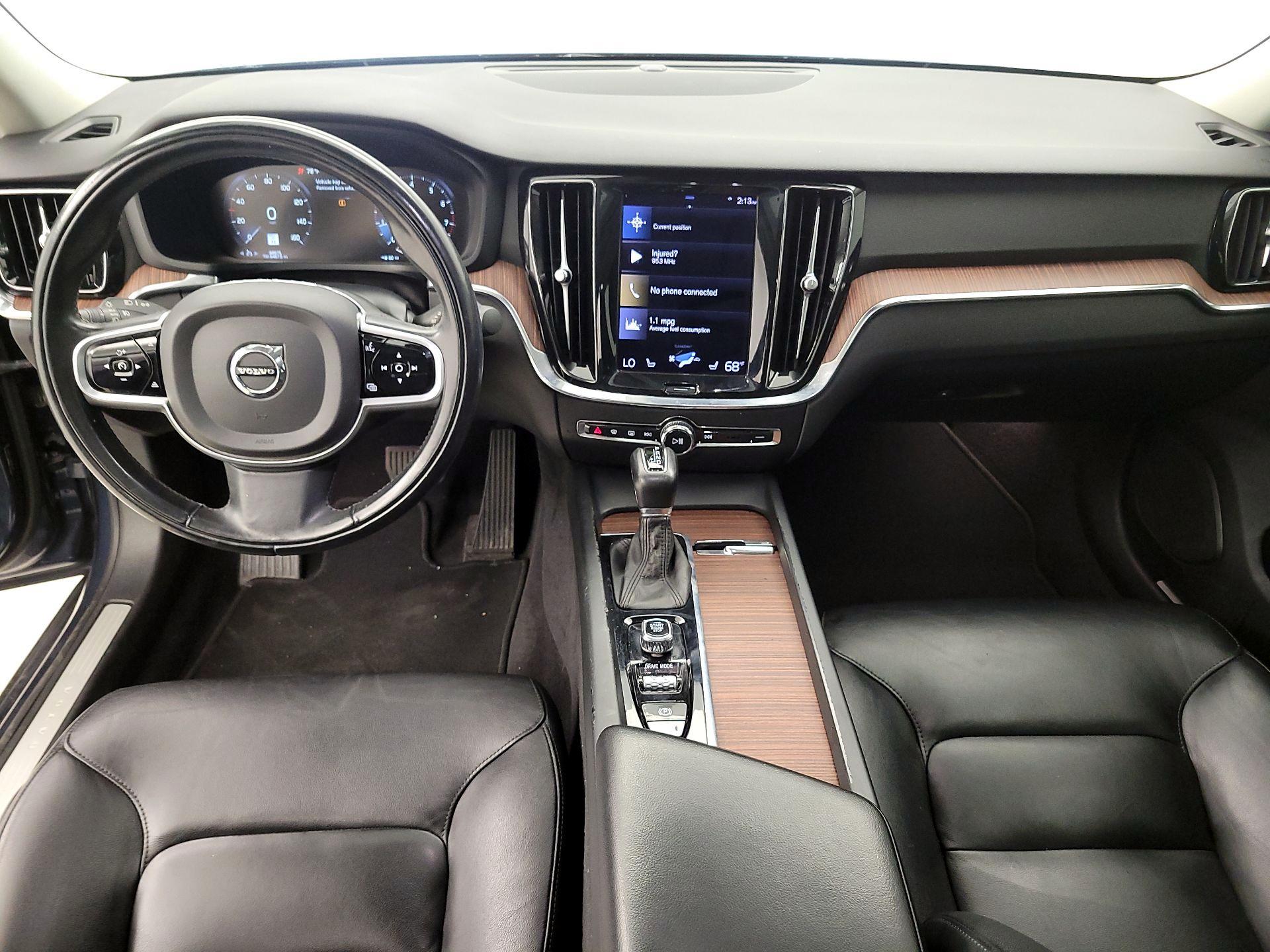 Thumbnail: 2021 Volvo S60 - 9