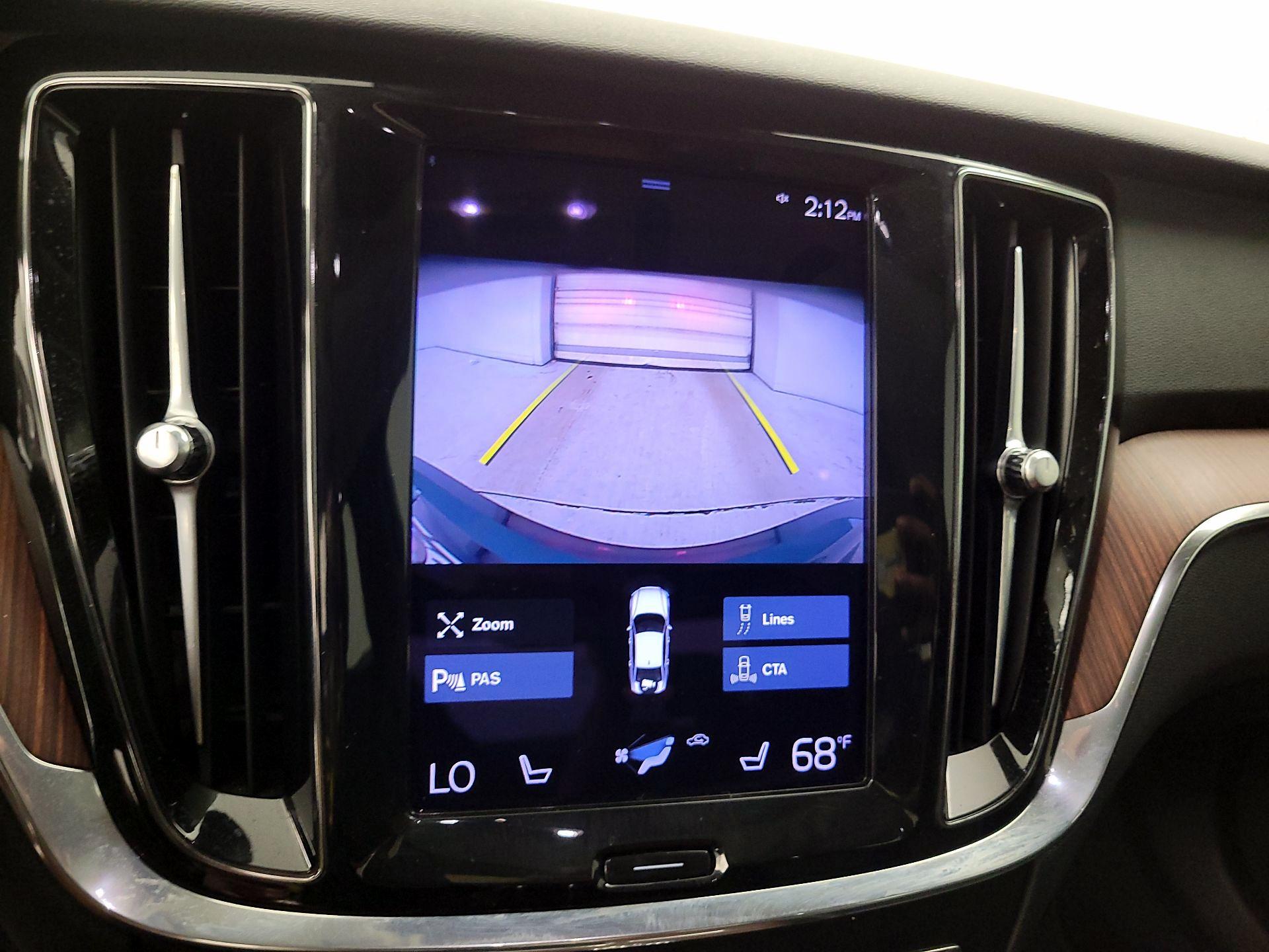 Thumbnail: 2021 Volvo S60 - 14