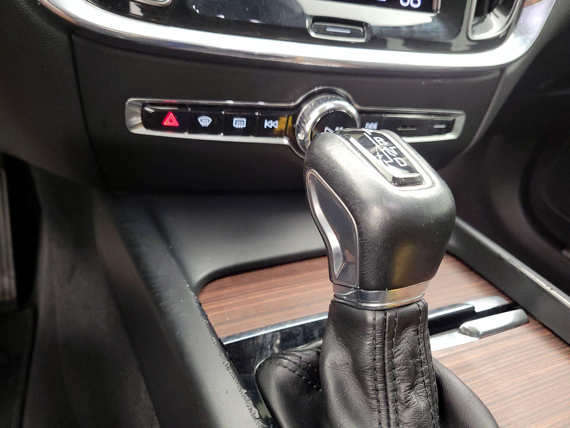 Thumbnail: 2021 Volvo S60 - 18