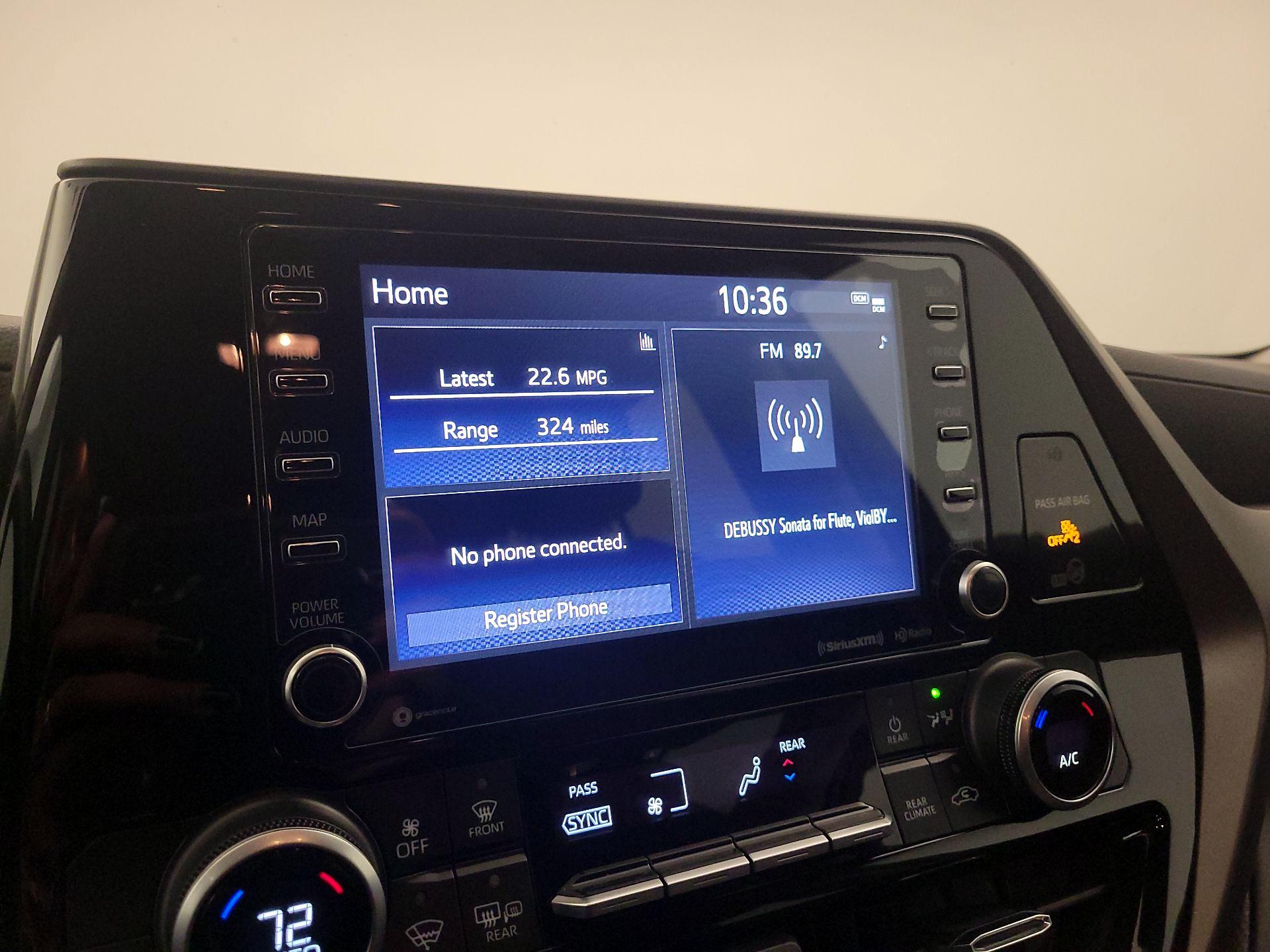 Thumbnail: 2021 Toyota Highlander - 15