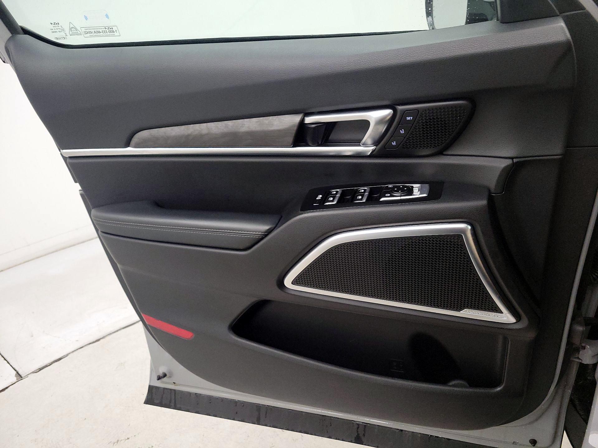 Thumbnail: 2024 Kia Telluride - 12