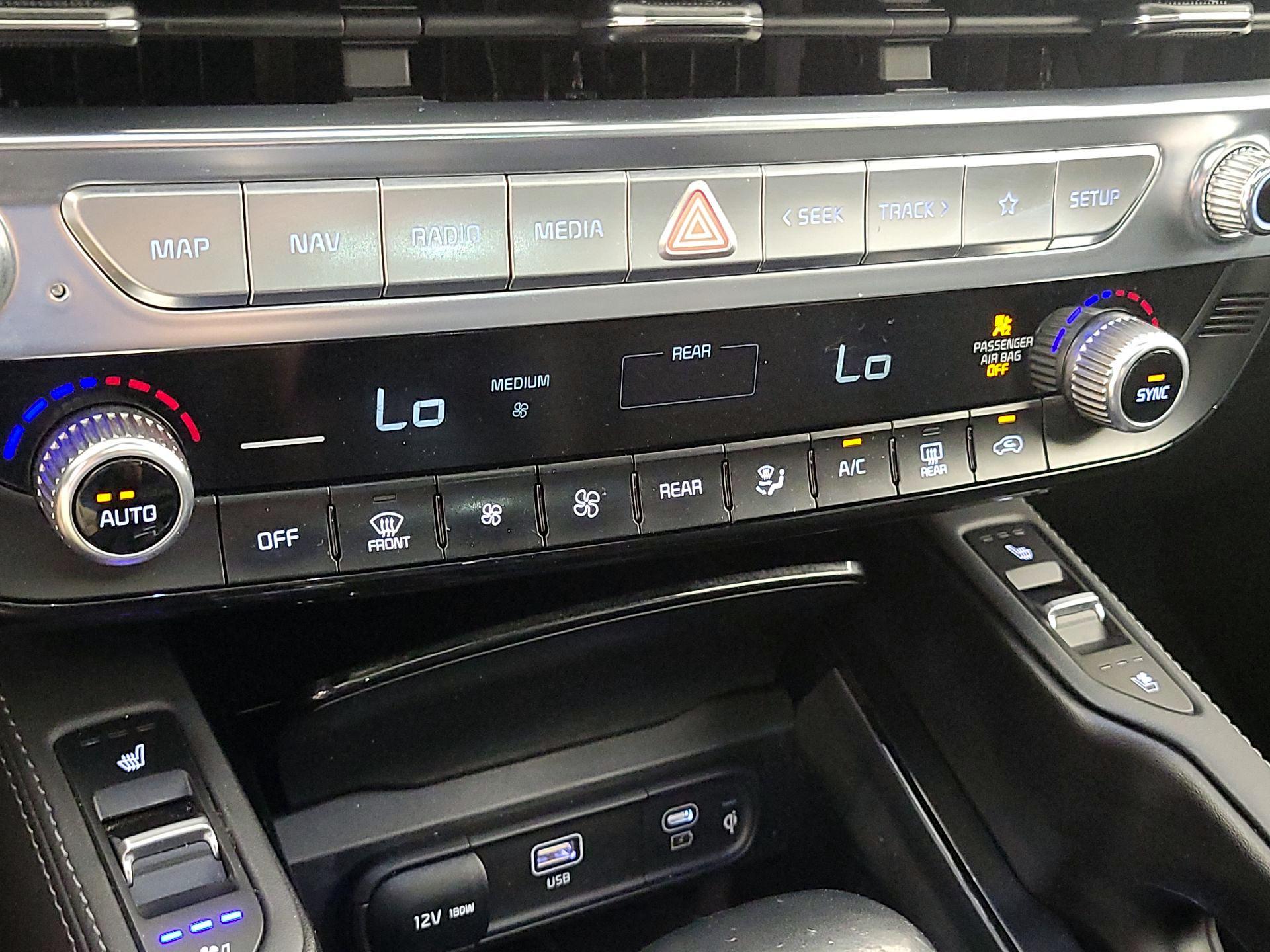 Thumbnail: 2024 Kia Telluride - 16