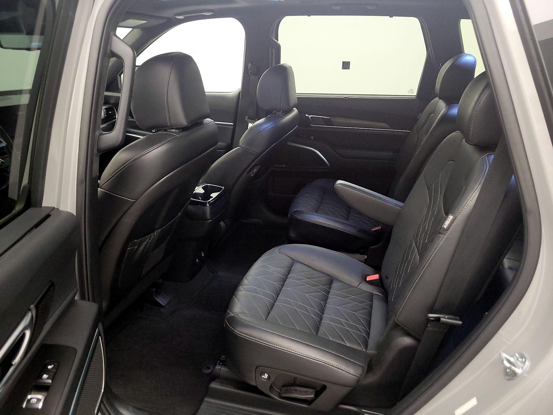 Thumbnail: 2024 Kia Telluride - 20