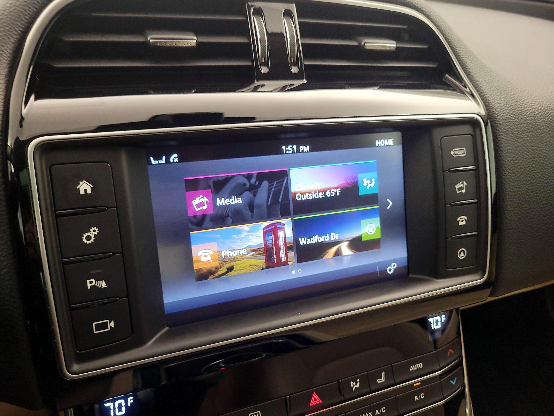 Thumbnail: 2018 Jaguar XE - 15