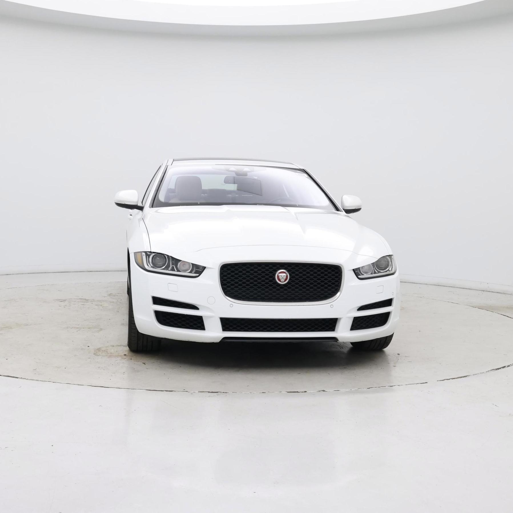 Thumbnail: 2018 Jaguar XE - 5