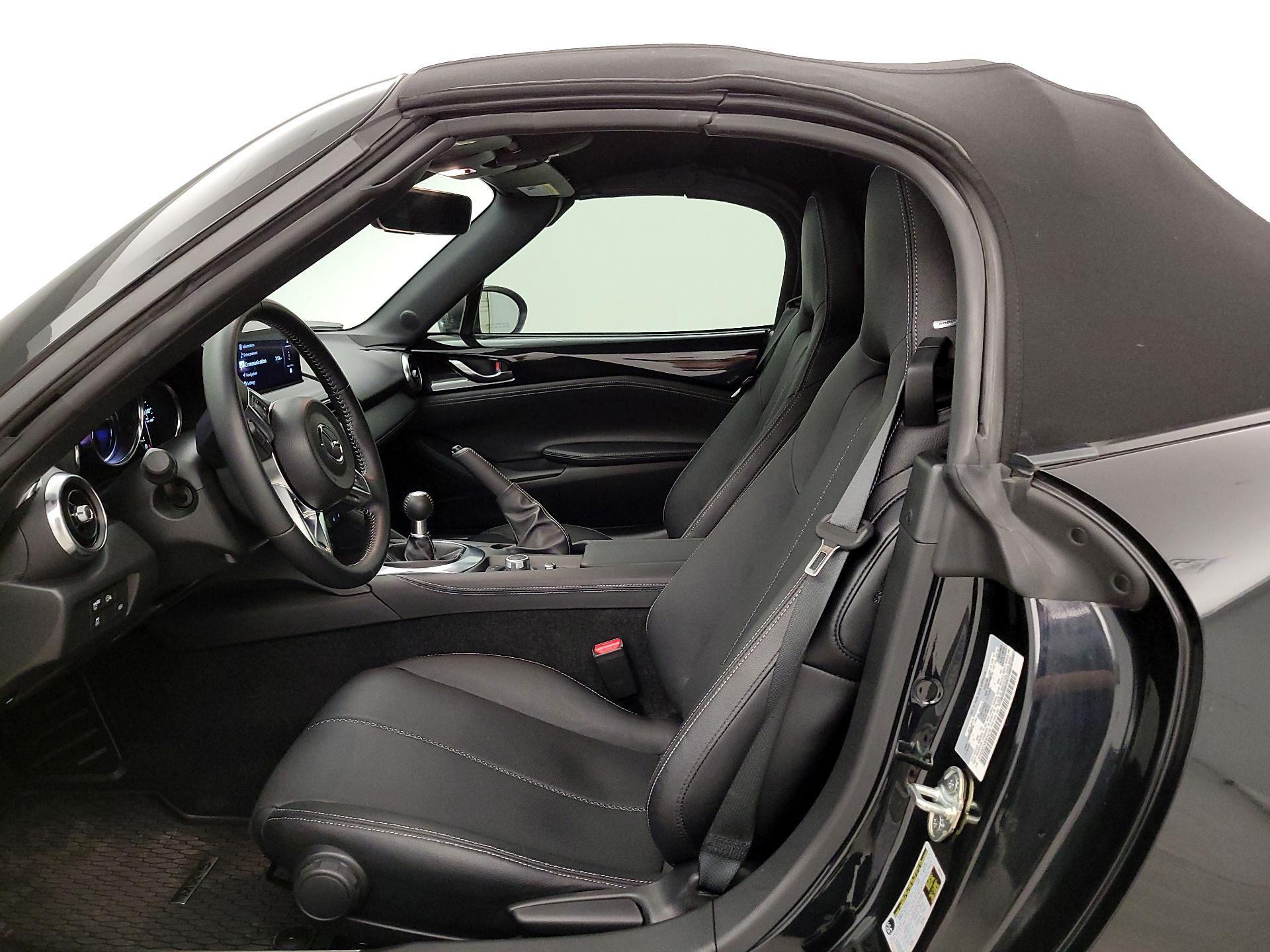 Thumbnail: 2024 Mazda MX-5 Miata - 11