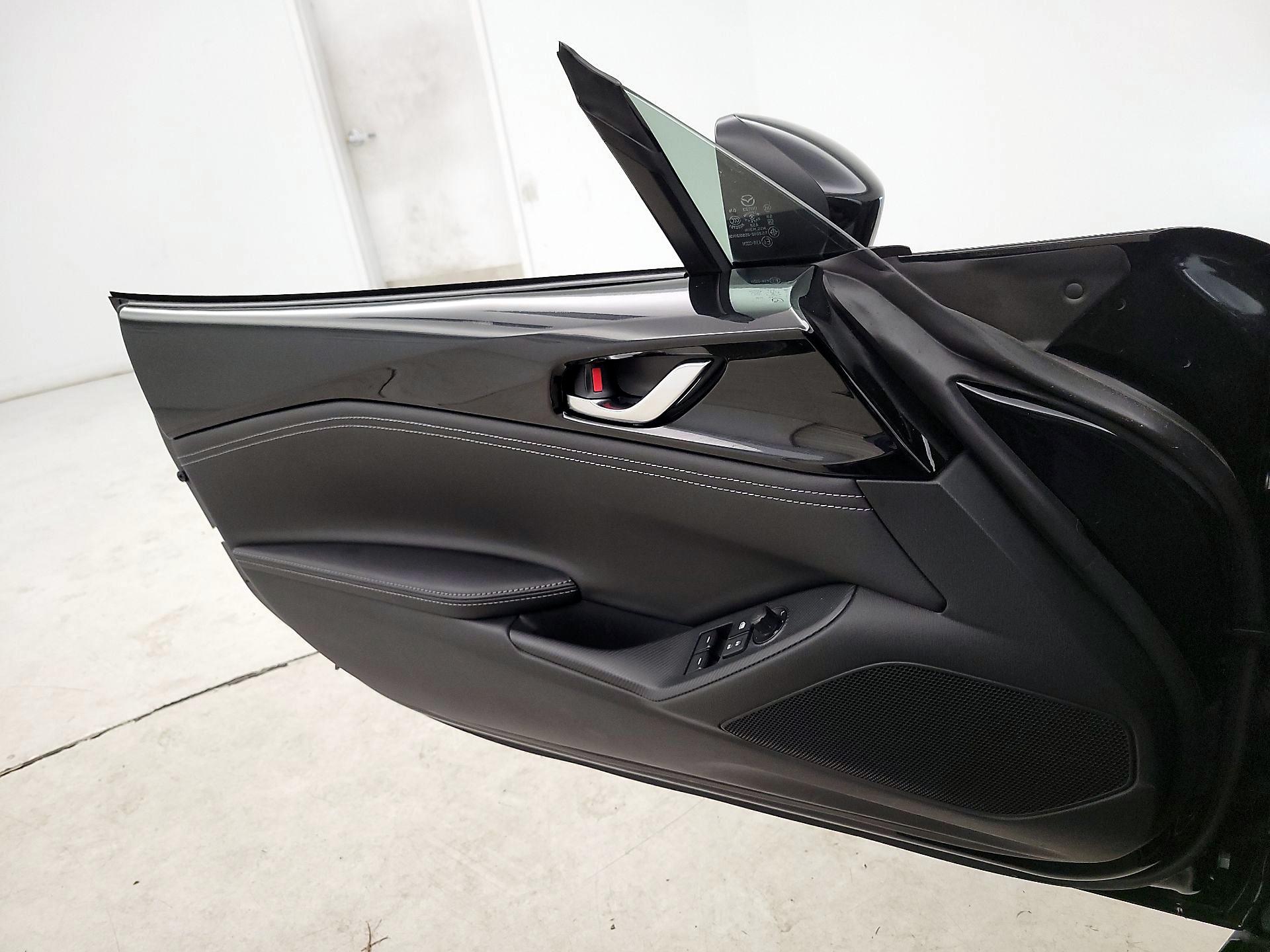 Thumbnail: 2024 Mazda MX-5 Miata - 12