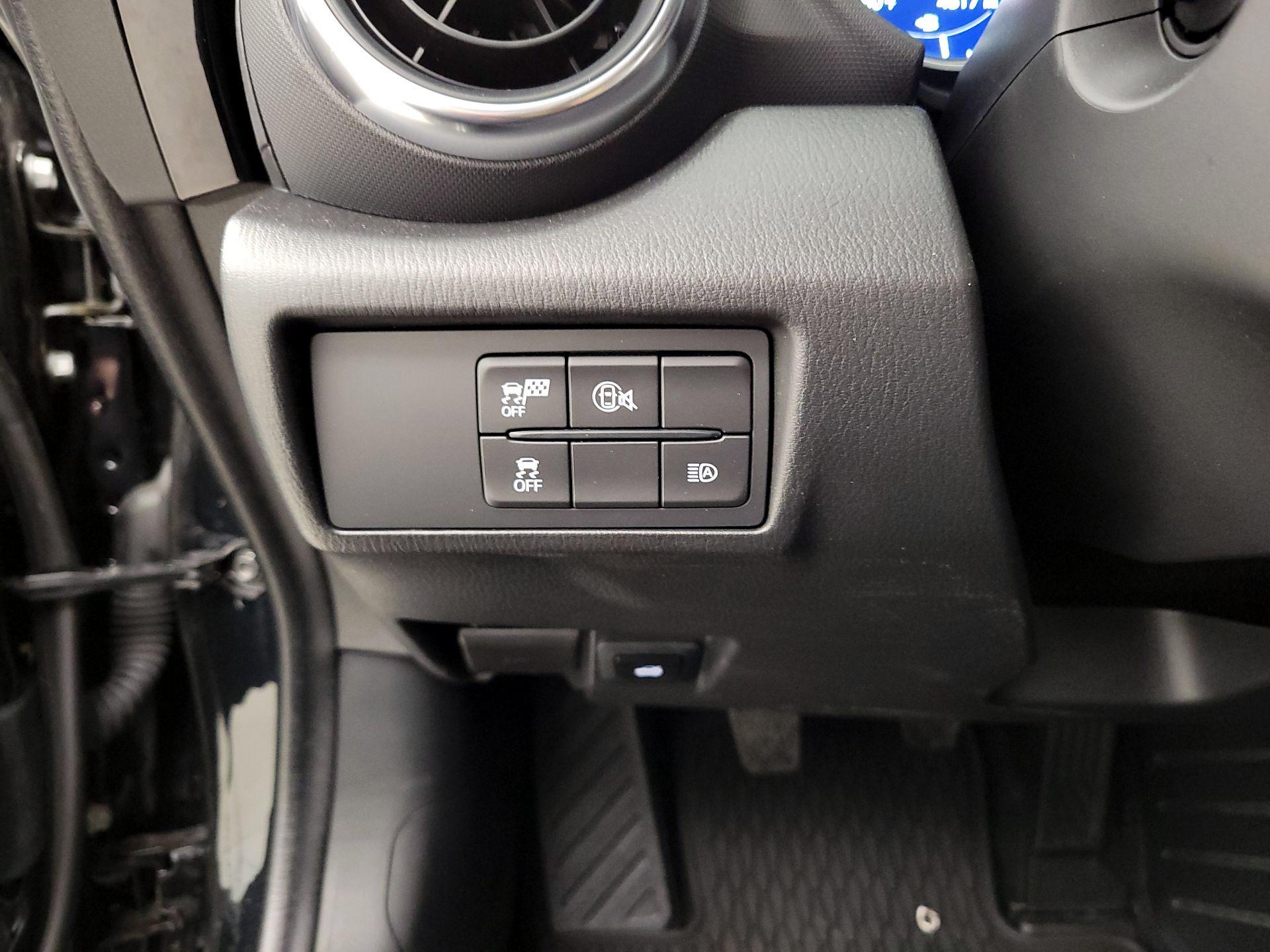 Thumbnail: 2024 Mazda MX-5 Miata - 13