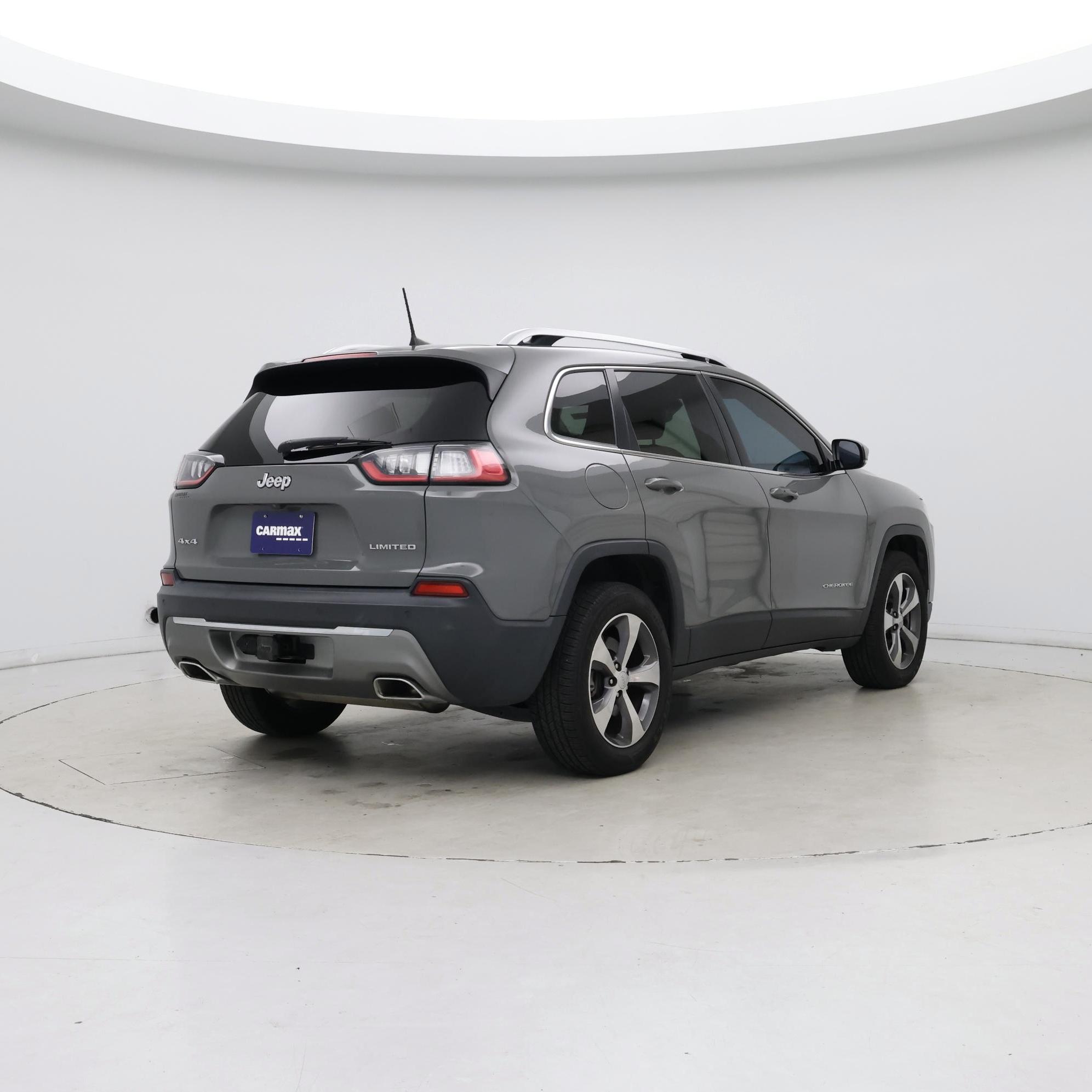 Thumbnail: 2020 Jeep Cherokee - 8