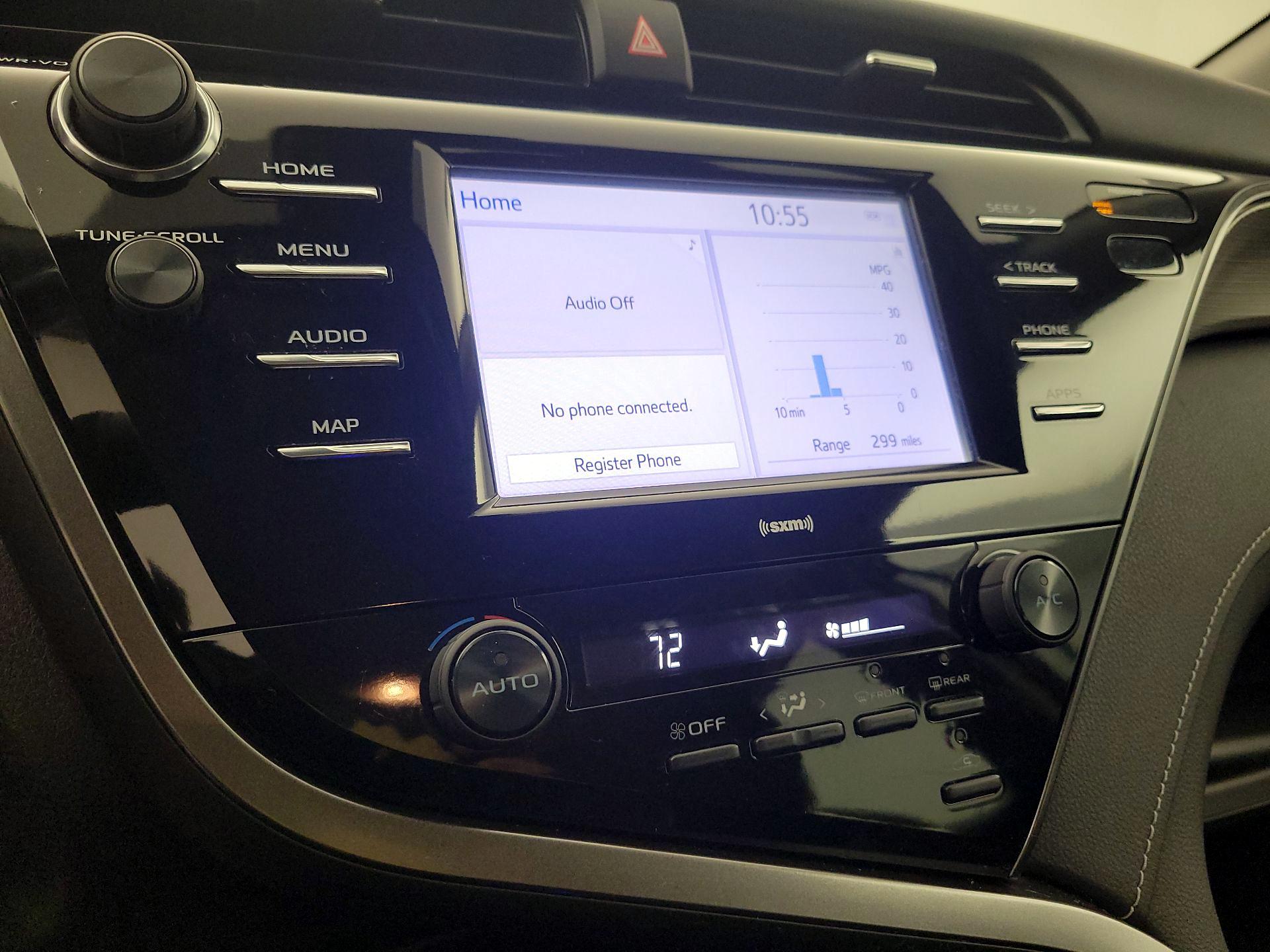 Thumbnail: 2020 Toyota Camry - 15