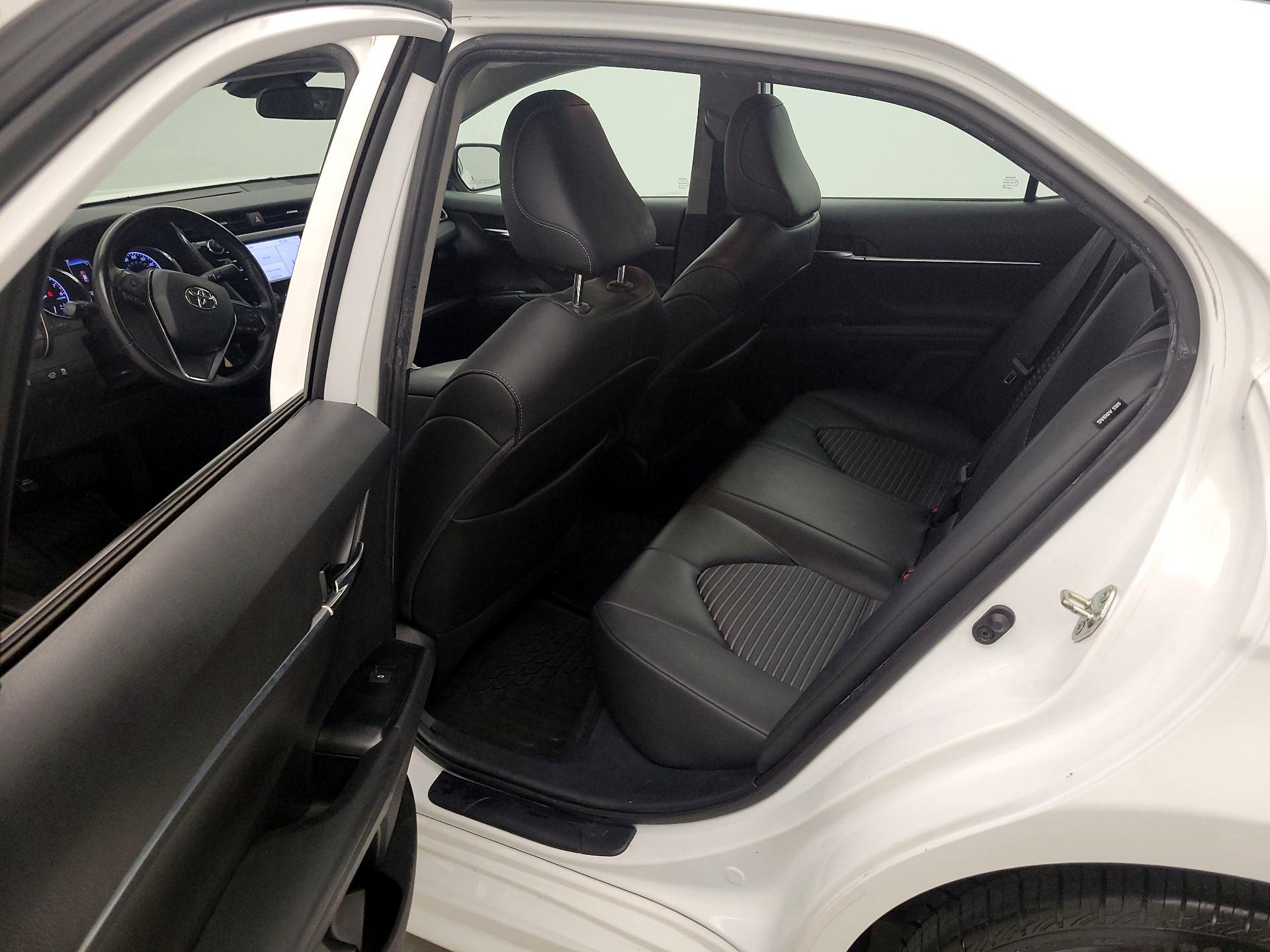 Thumbnail: 2020 Toyota Camry - 19