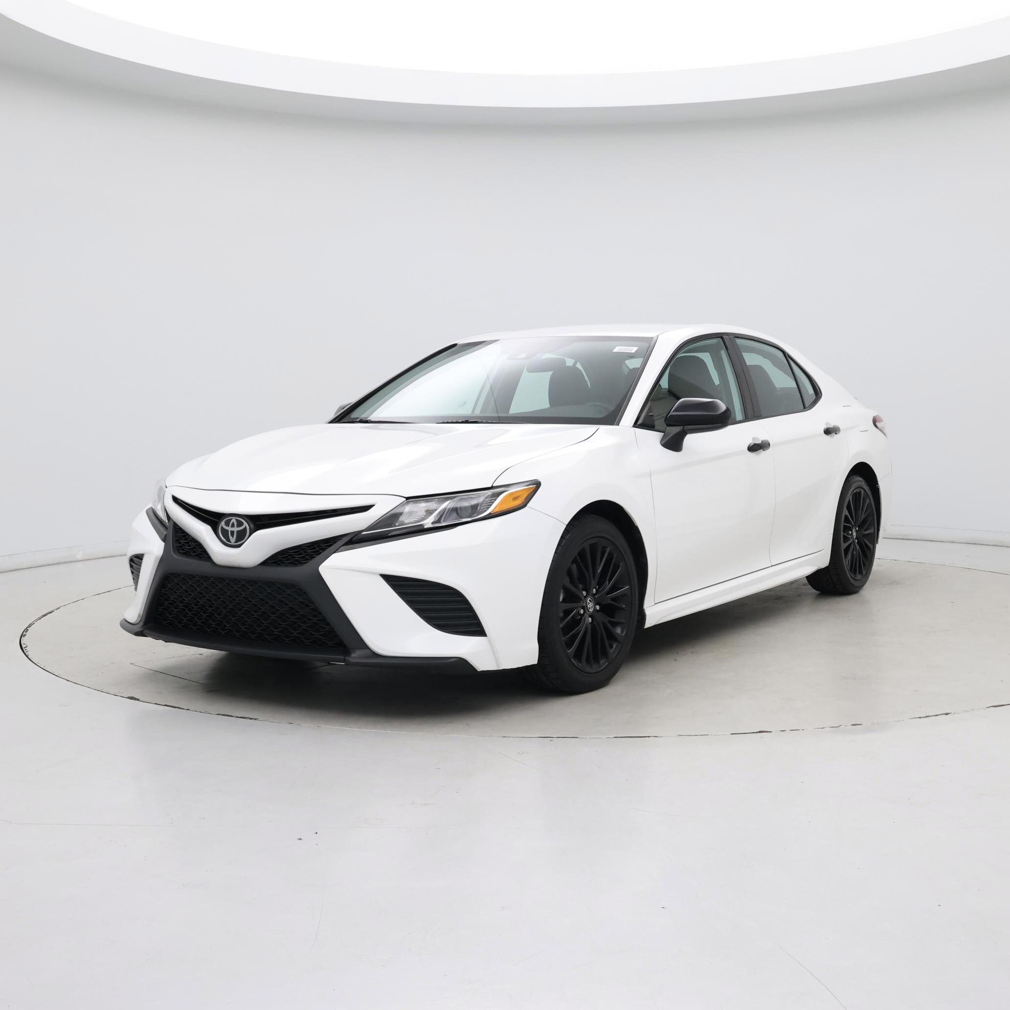Thumbnail: 2020 Toyota Camry - 4