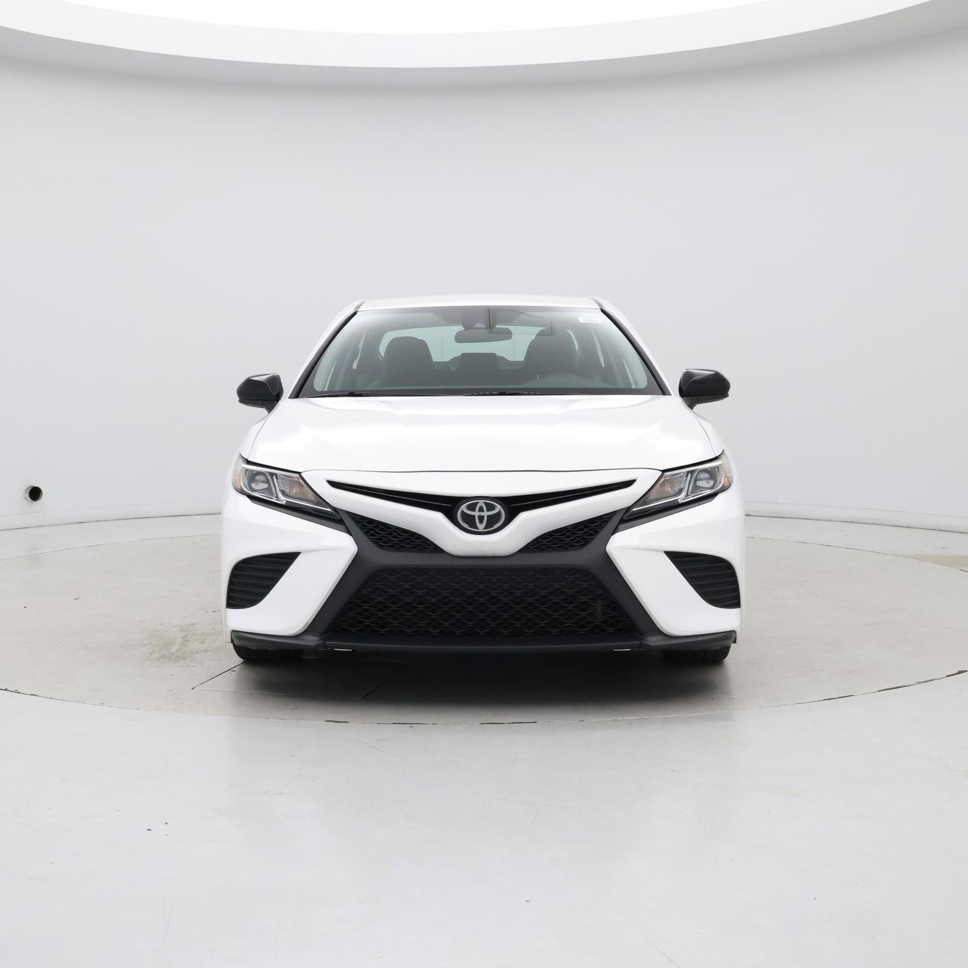 Thumbnail: 2020 Toyota Camry - 5