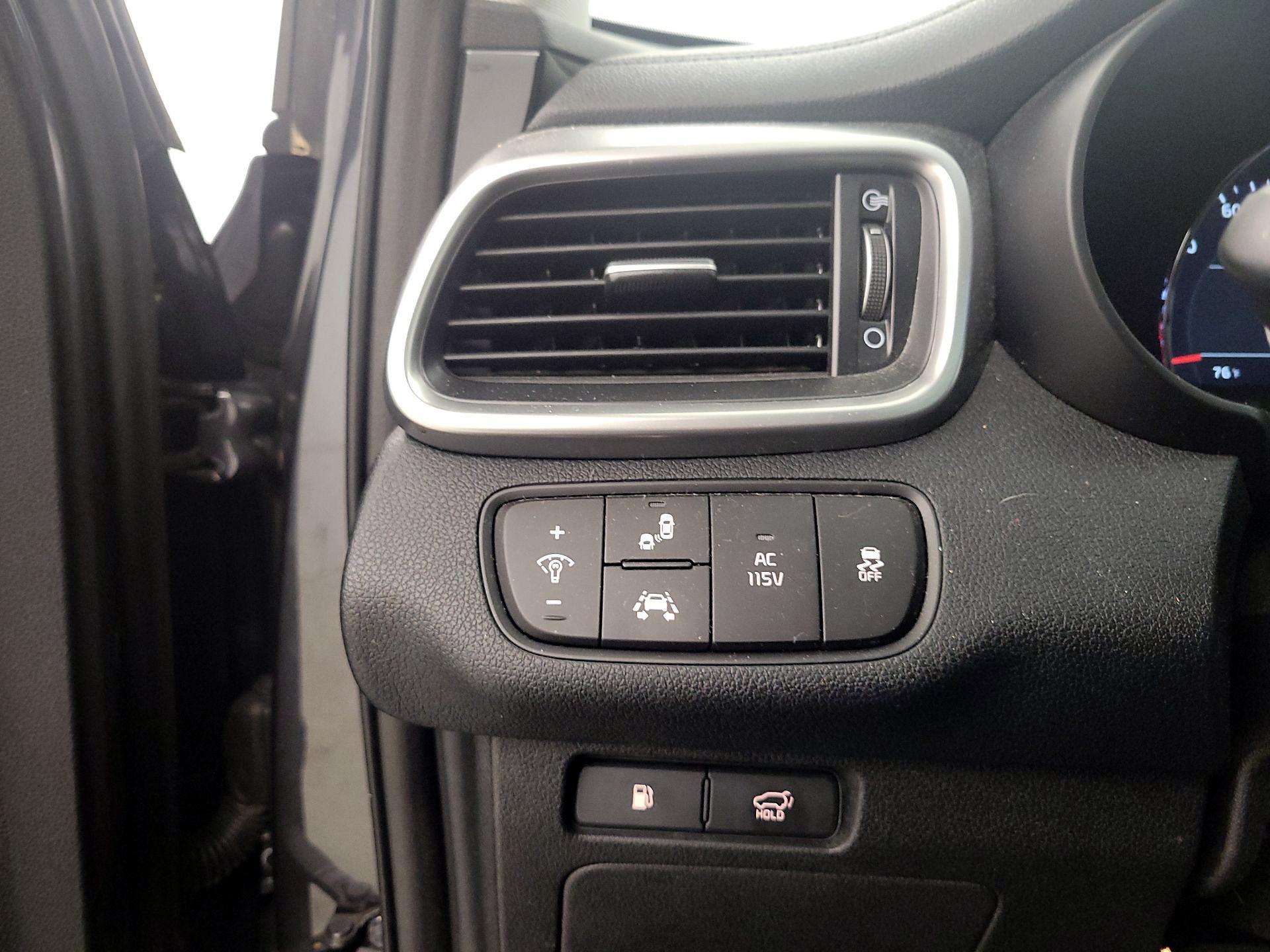 Thumbnail: 2019 Kia Sorento - 13