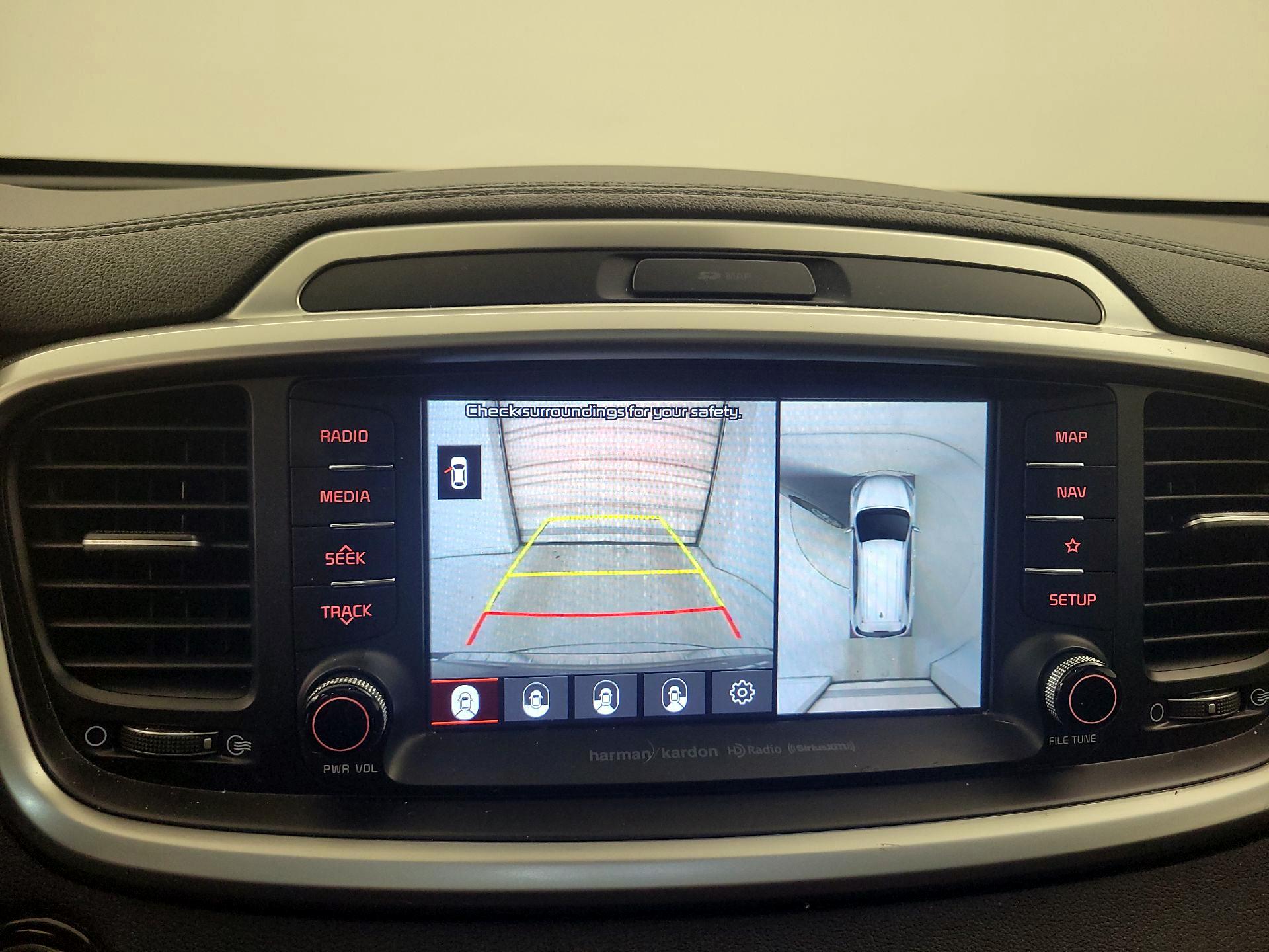 Thumbnail: 2019 Kia Sorento - 15