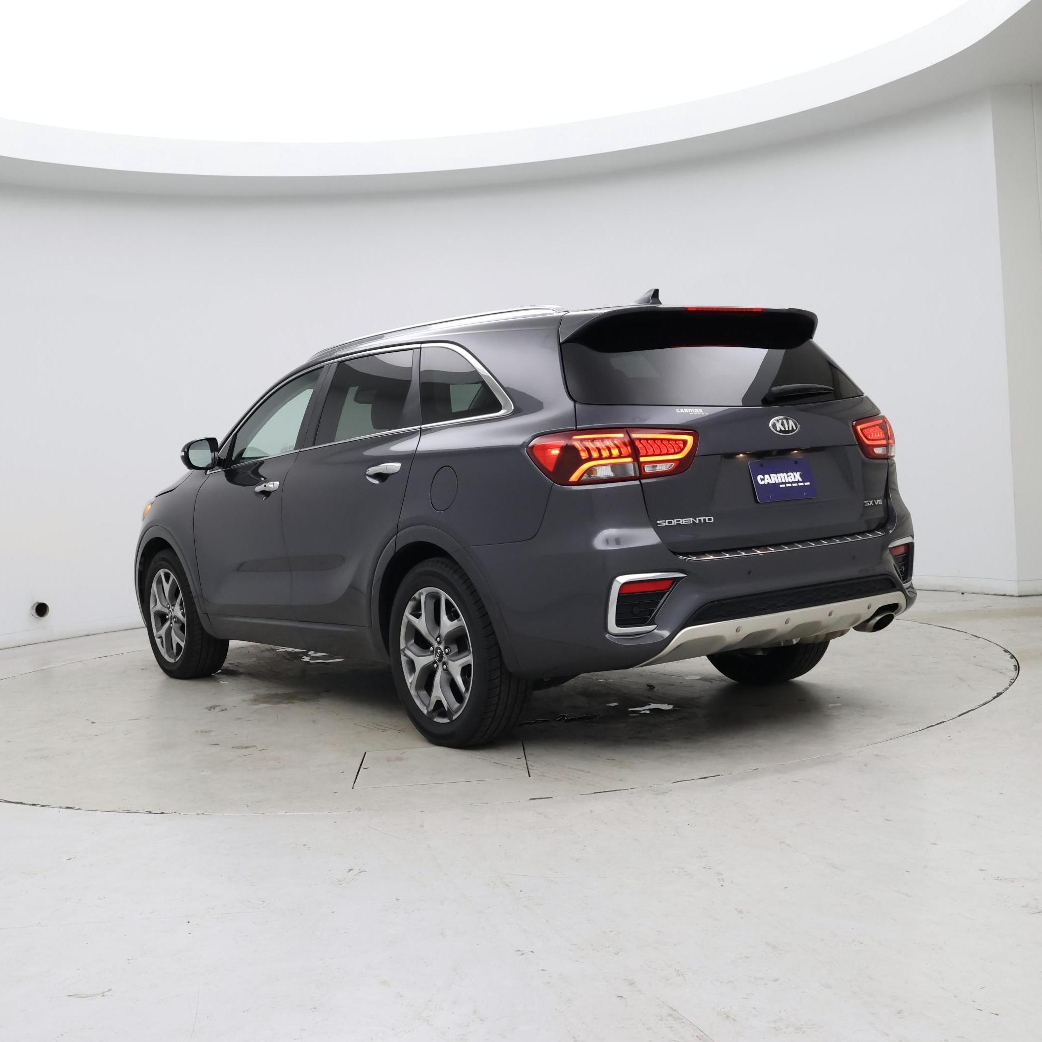 Thumbnail: 2019 Kia Sorento - 2