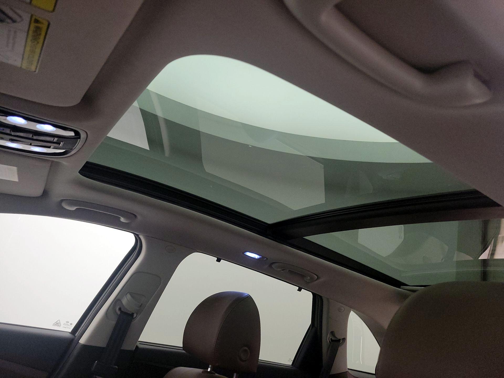 Thumbnail: 2019 Kia Sorento - 20