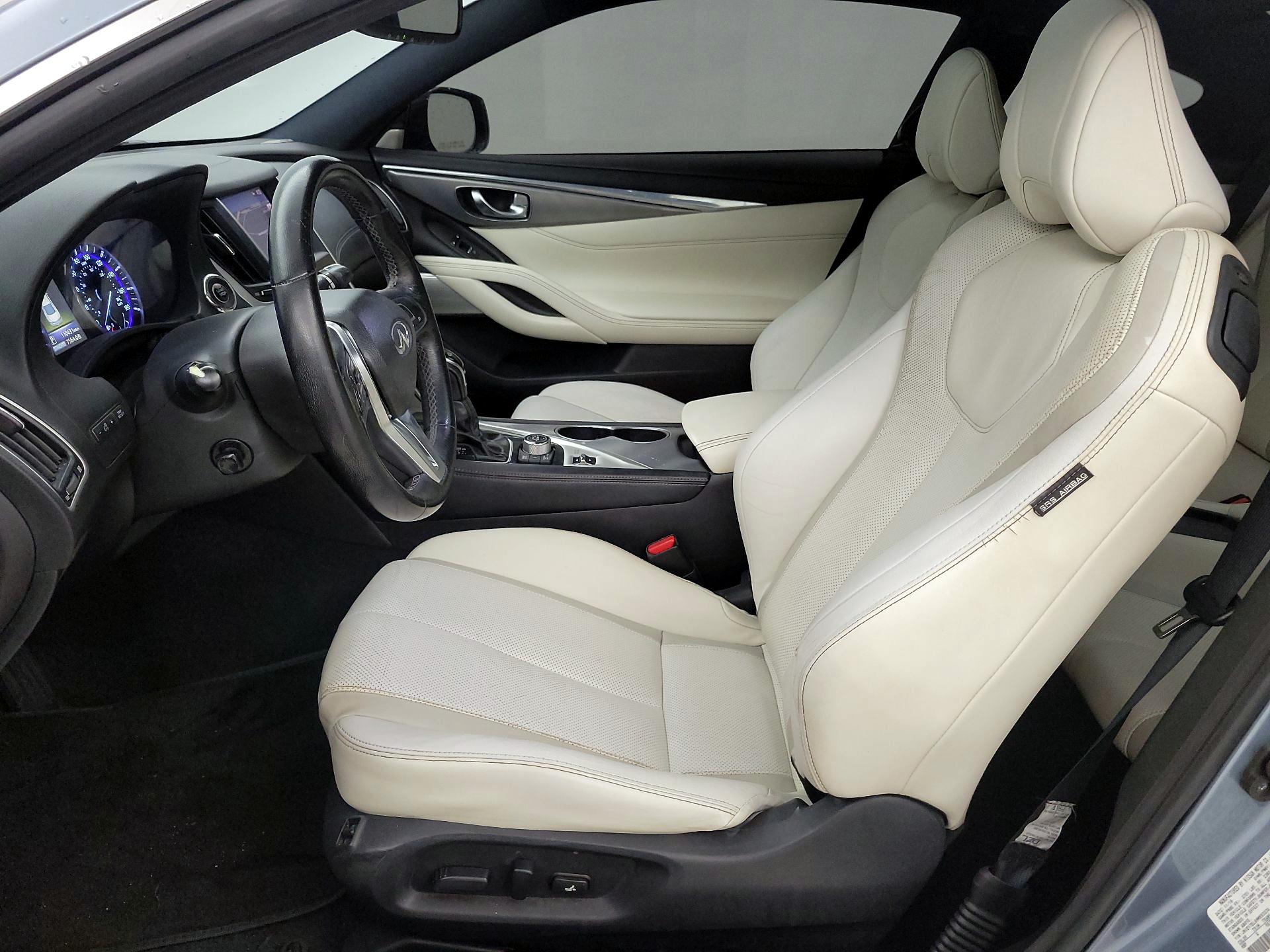 Thumbnail: 2017 INFINITI Q60 - 11