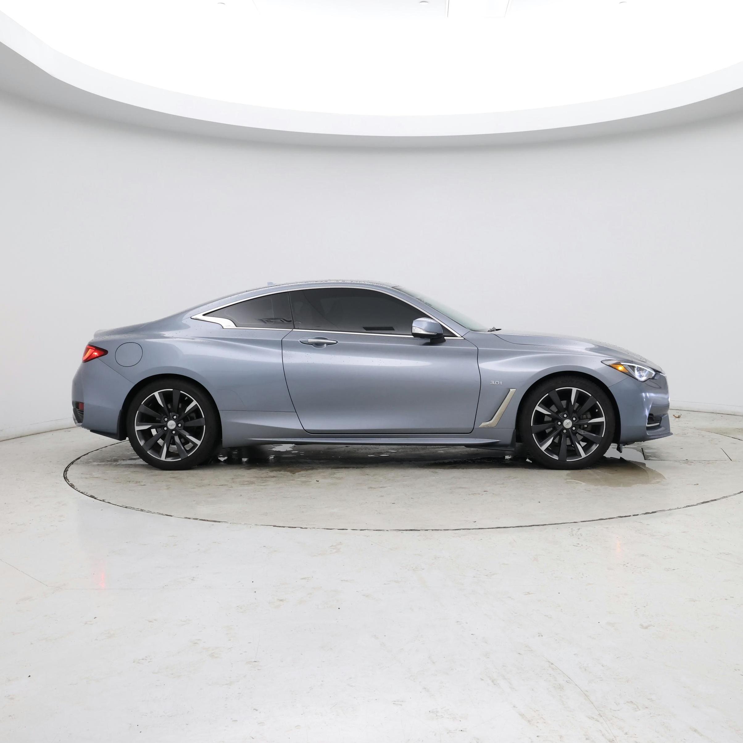 Thumbnail: 2017 INFINITI Q60 - 7