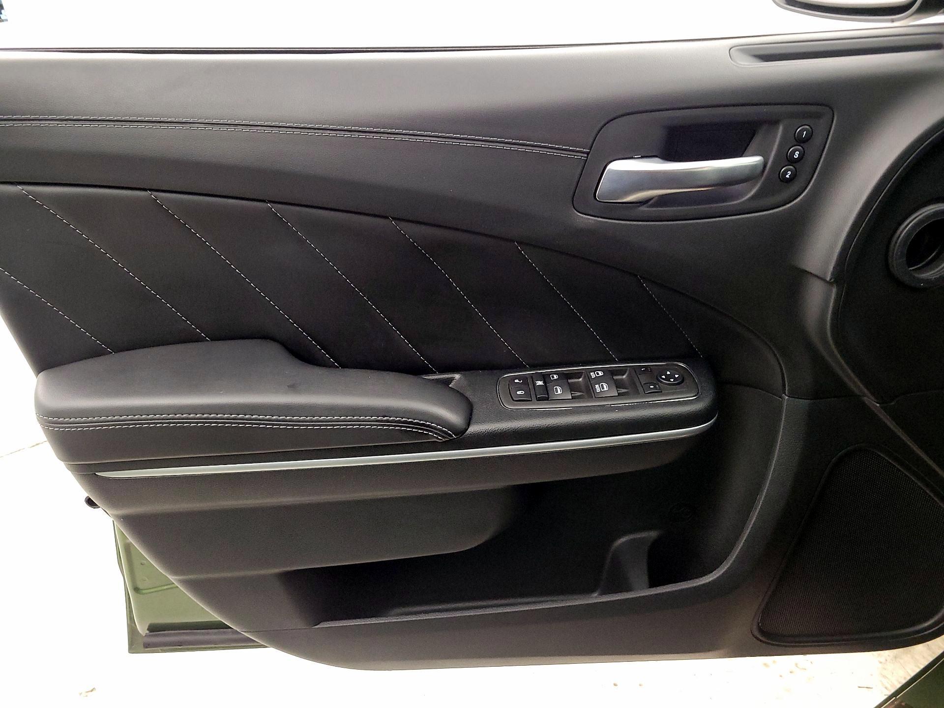 Thumbnail: 2022 Dodge Charger - 12